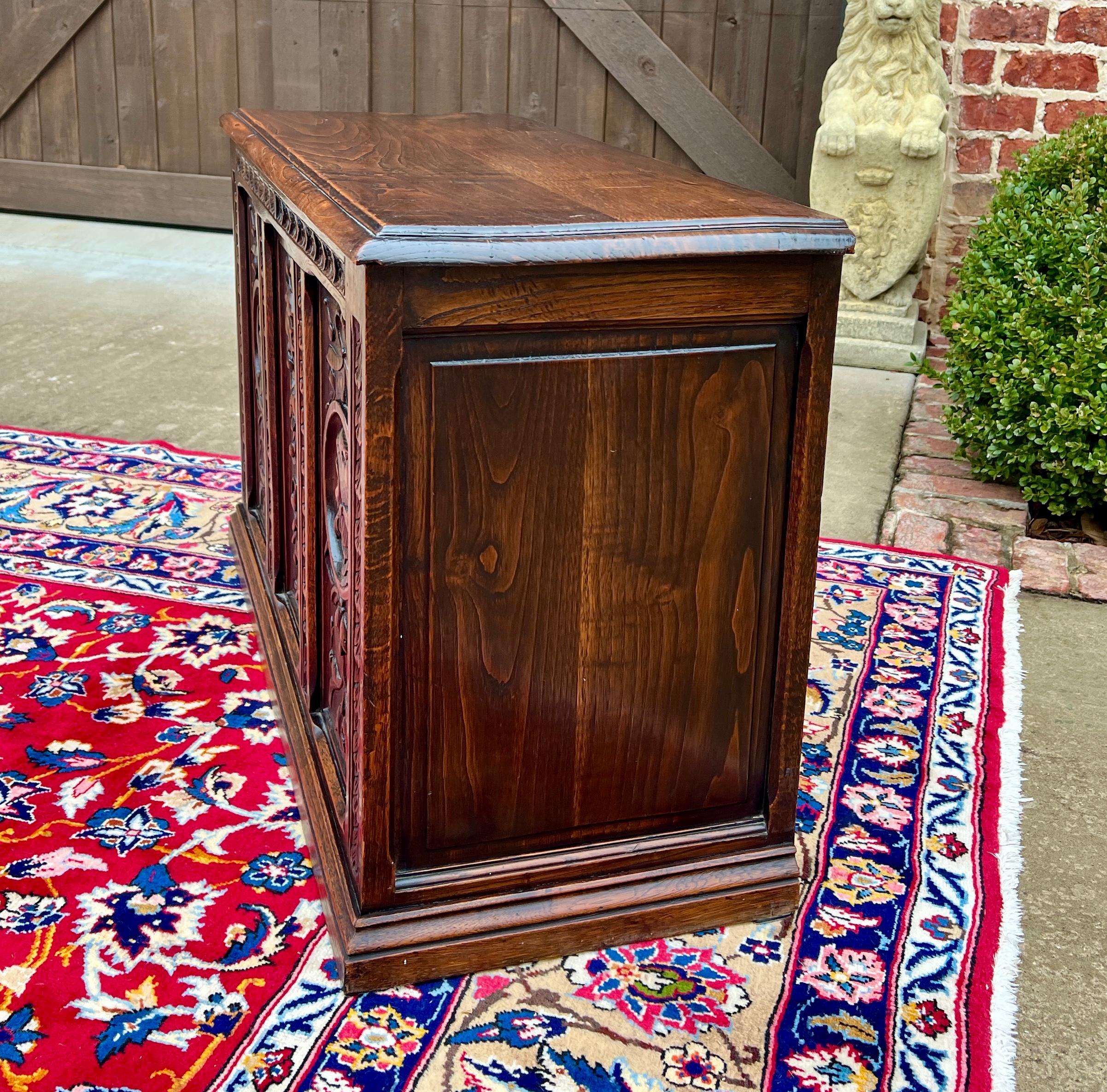Carved Antique English Trunk Chest Blanket Box Storage Coffer Oak c. 1900s-1920s For Sale