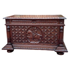 Antique English Trunk Chest Blanket Box Storage Coffer Oak Knight c. 1900-1920