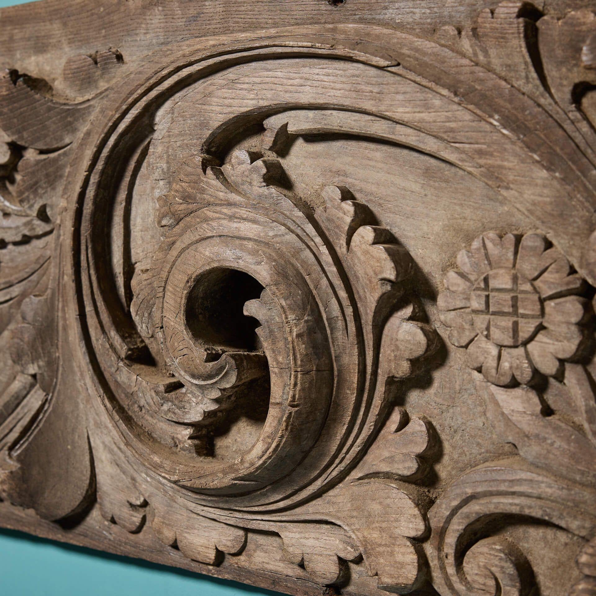 Hand-Carved Antique English Tudor Period Oak Panel c.1590 For Sale