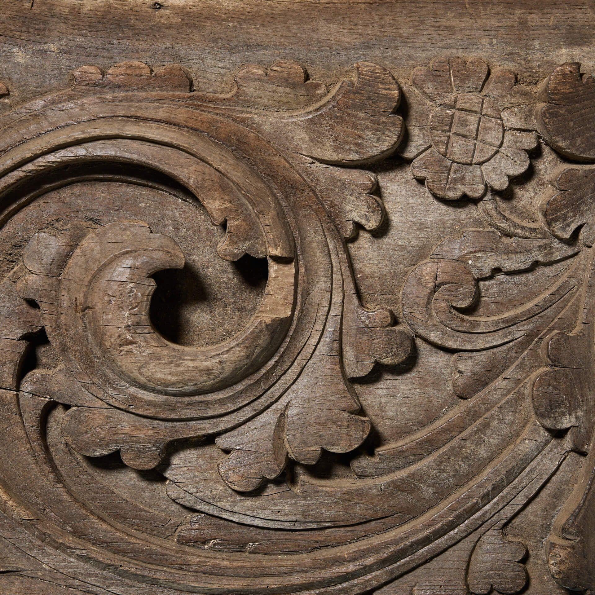 18th Century and Earlier Antique English Tudor Period Oak Panel c.1590 For Sale