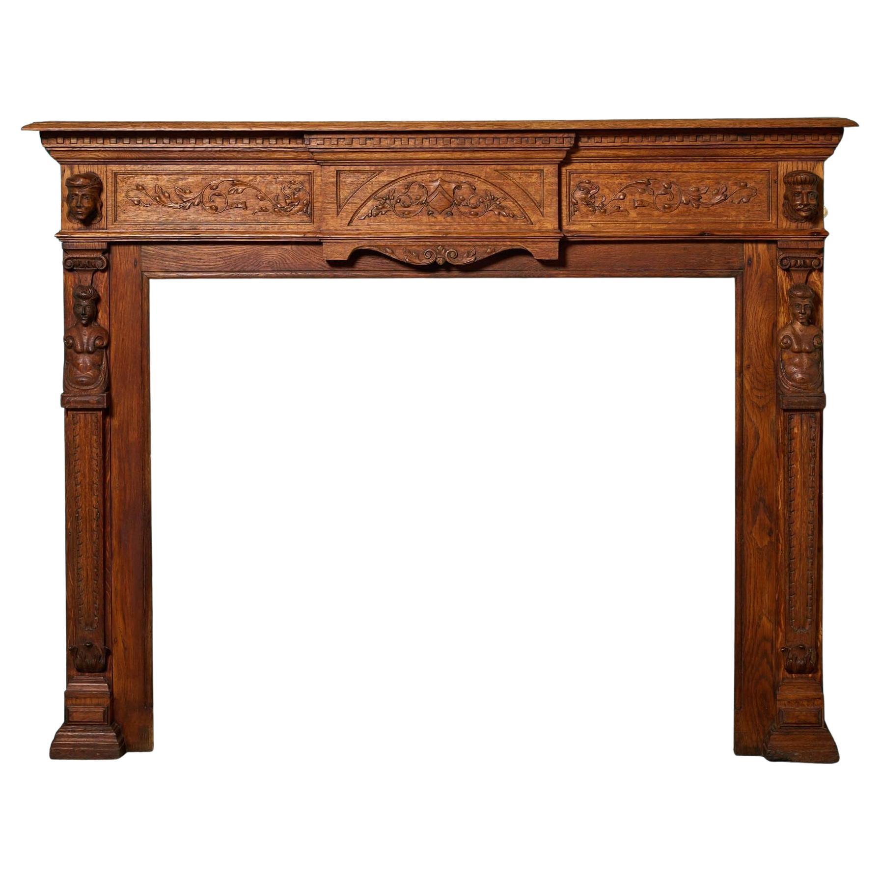 Antico caminetto inglese Tudor Revival in Oak