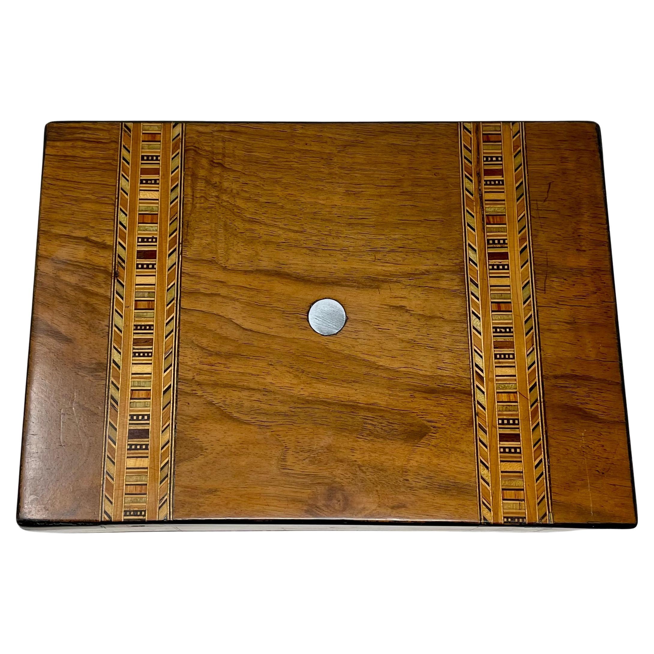 Antique English Tunbridge Marquetry Inlaid Oak Box, Circa 1900. 1