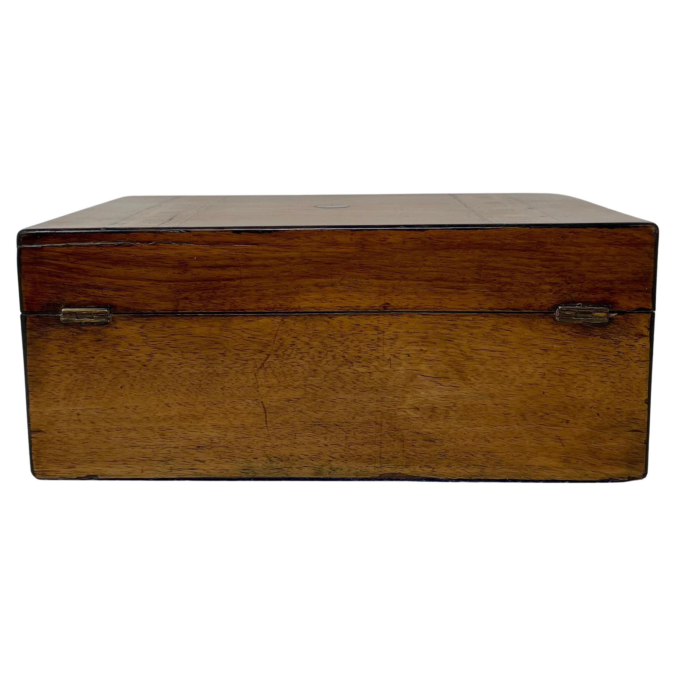 Antique English Tunbridge Marquetry Inlaid Oak Box, Circa 1900. 5