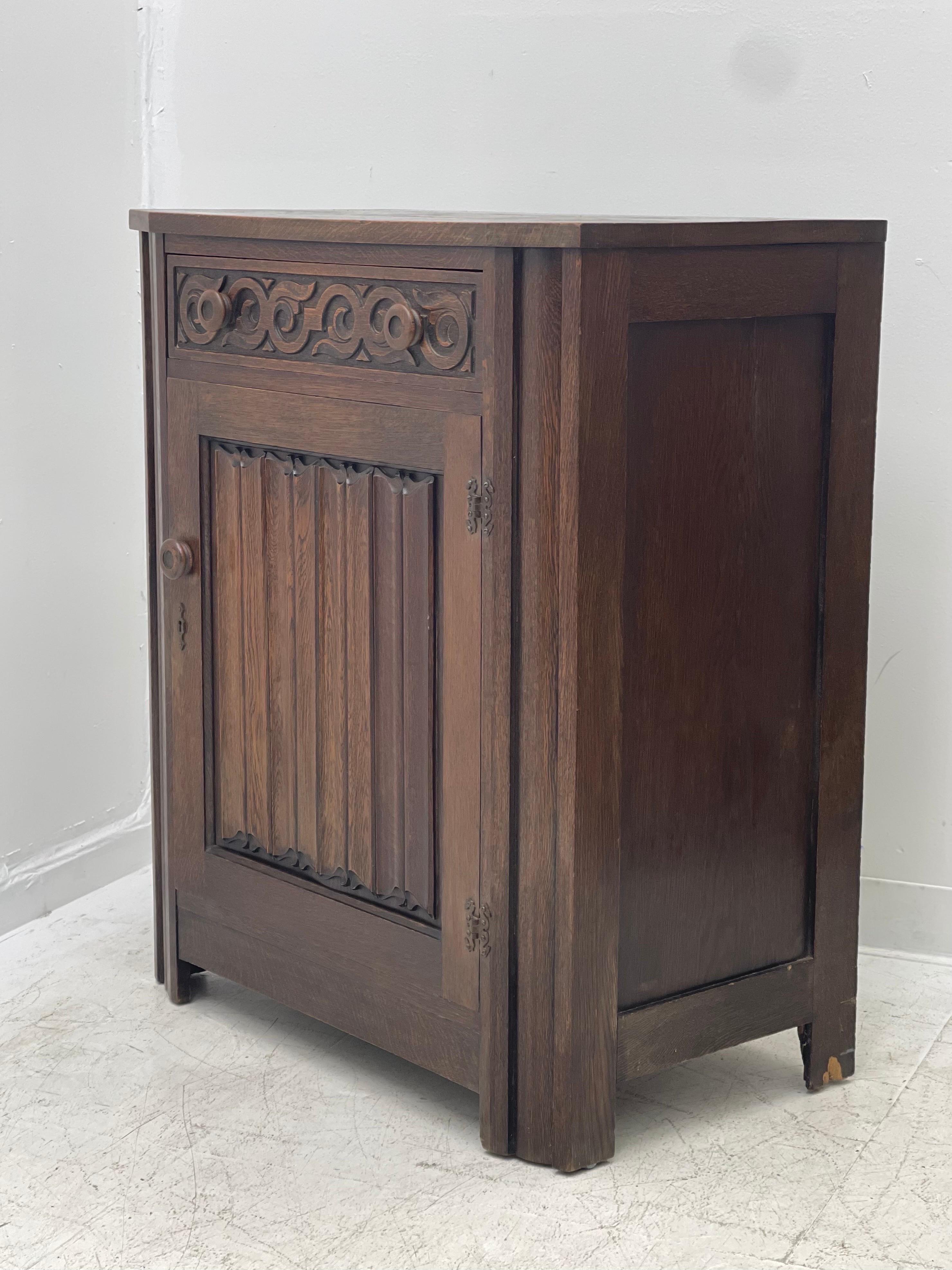 Antique English Two Piece Walnut Buffet Storage Cabinet or Book Shelf For Sale 2