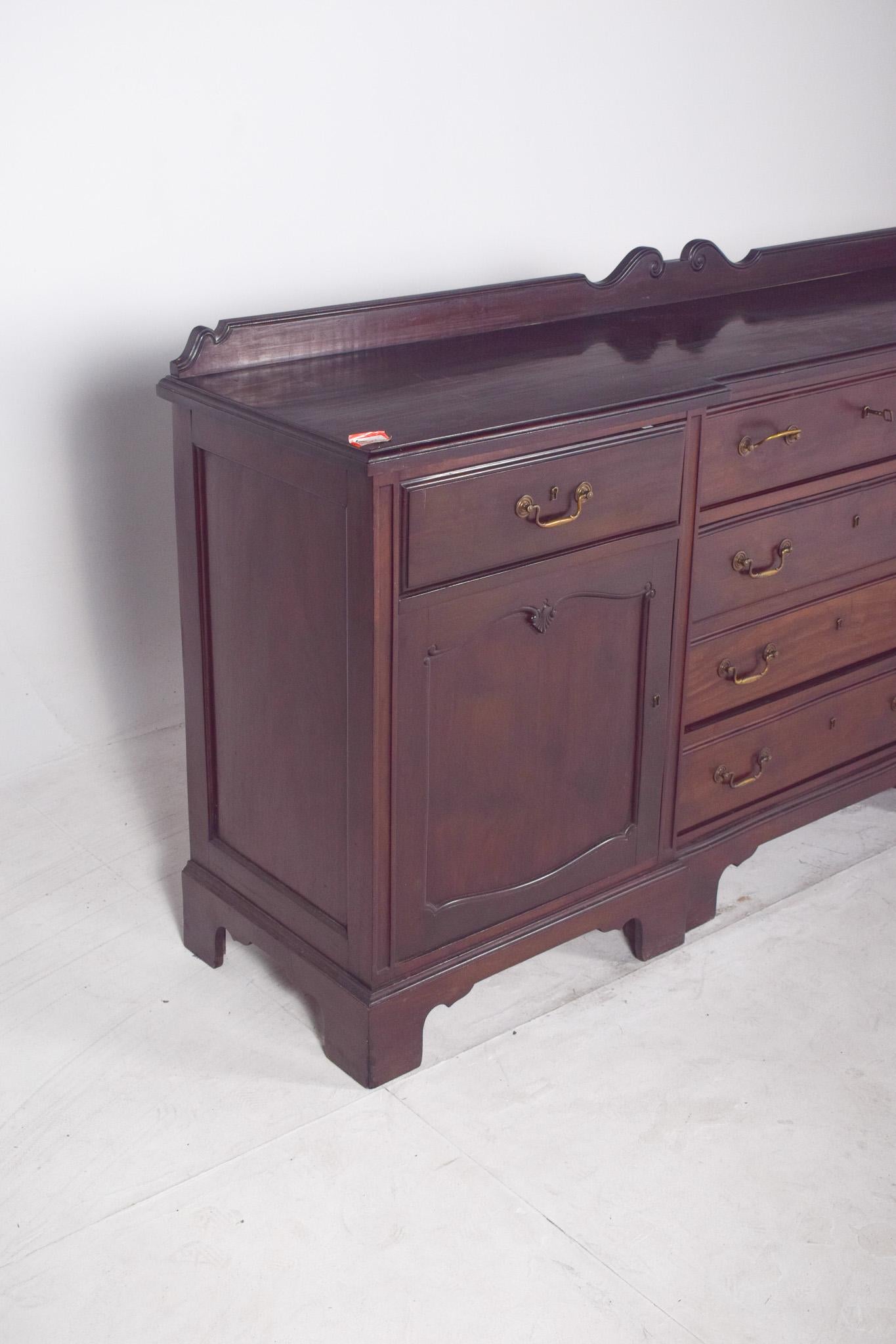 Tocador Inglés Antiguo con Tapa Pequeña de Caoba Victoriano tardío en venta