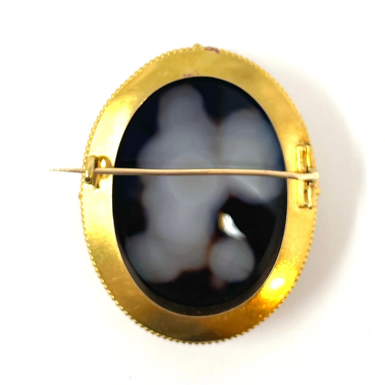 Antique English Victorian 15 Carat Gold Enamel Cameo Suite in Original Box For Sale 3