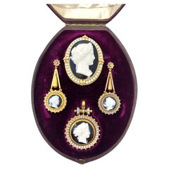 Parure camée victorienne anglaise ancienne en or 15 carats et émail dans sa boîte d'origine