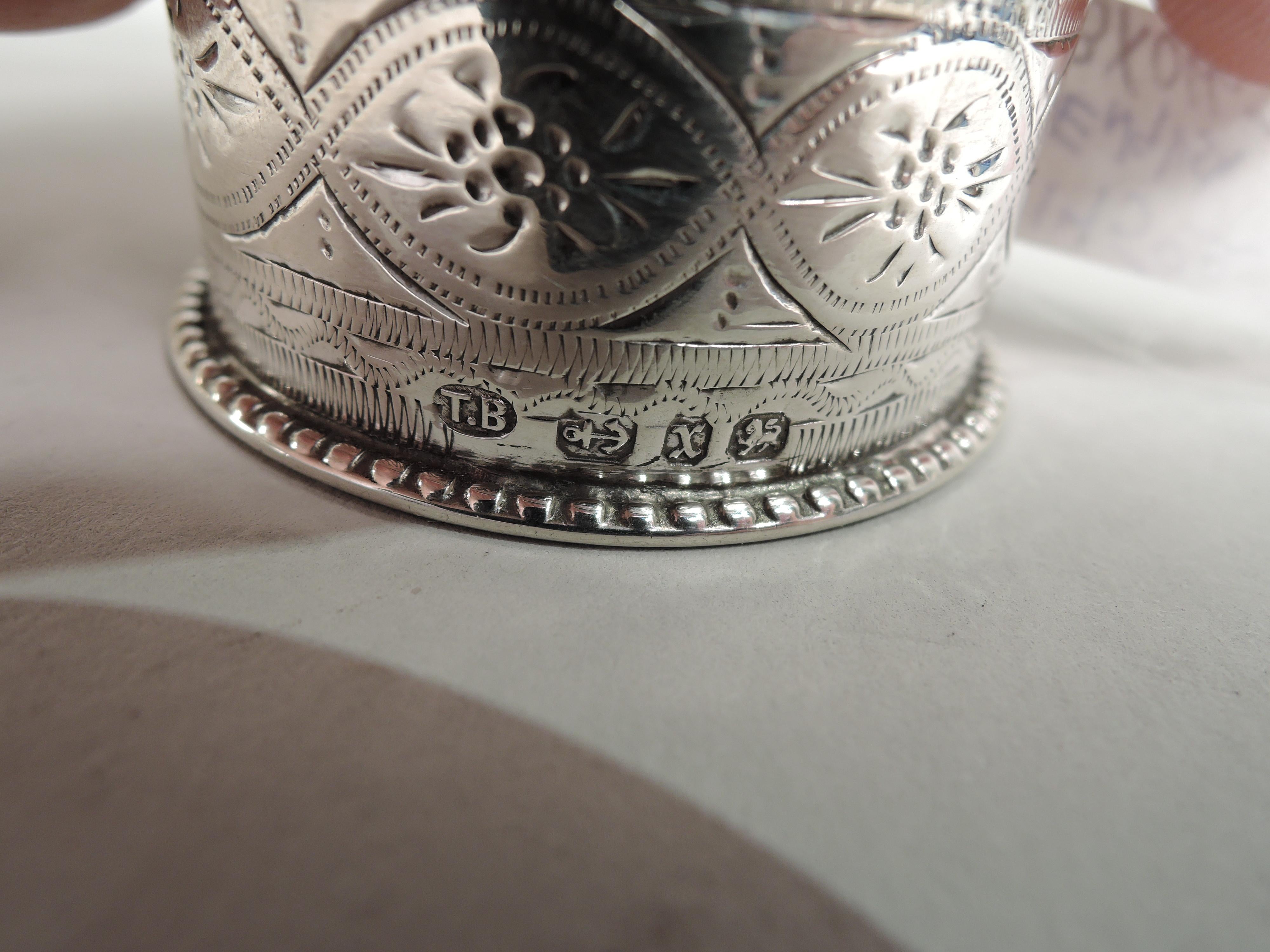 Antique English Victorian Aesthetic Sterling Silver Napkin Ring In Good Condition In New York, NY