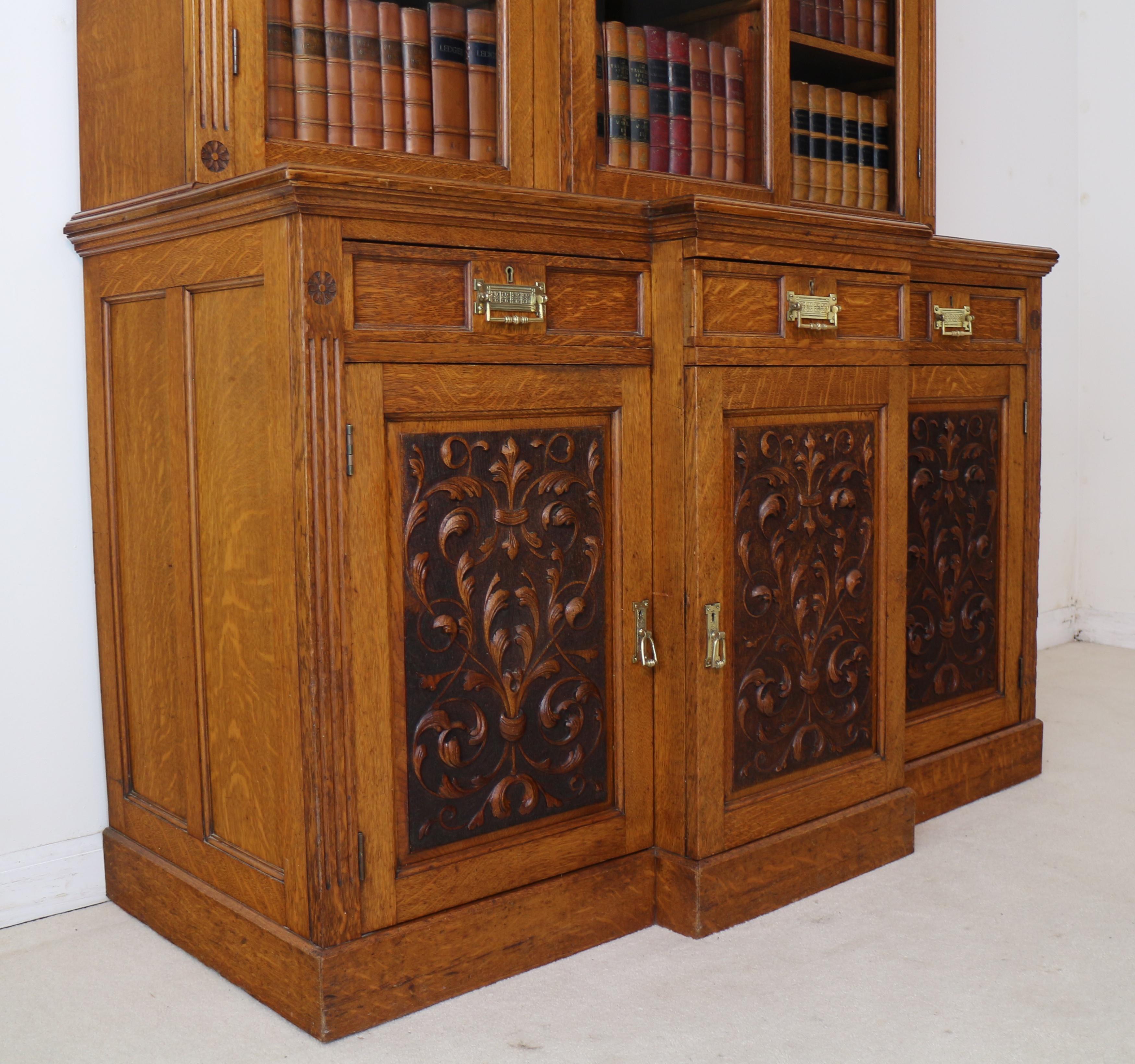 Antique English Victorian Art Nouveau Oak Breakfront Bookcase Display Cabinet For Sale 6