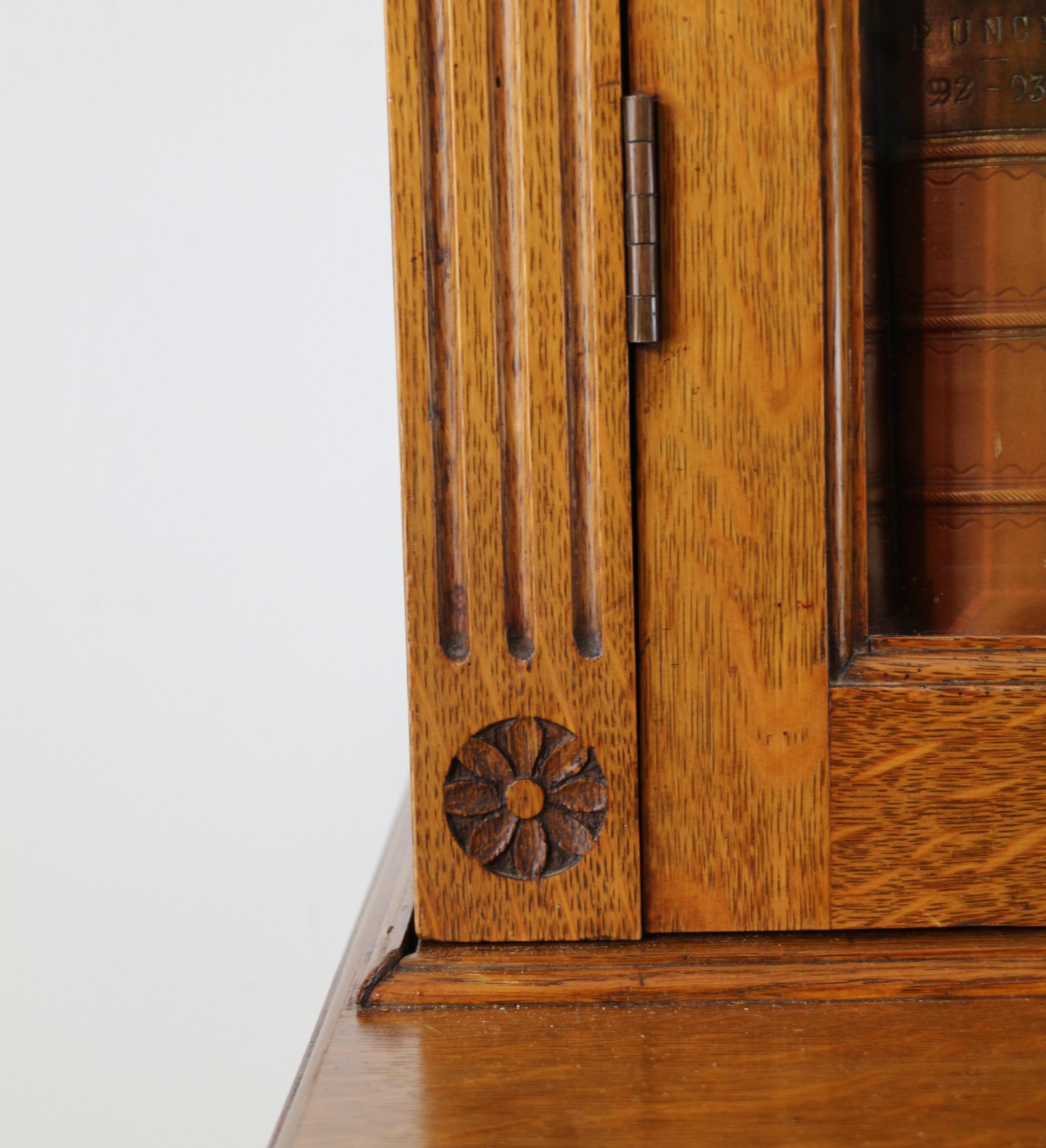 Antique English Victorian Art Nouveau Oak Breakfront Bookcase Display Cabinet For Sale 9