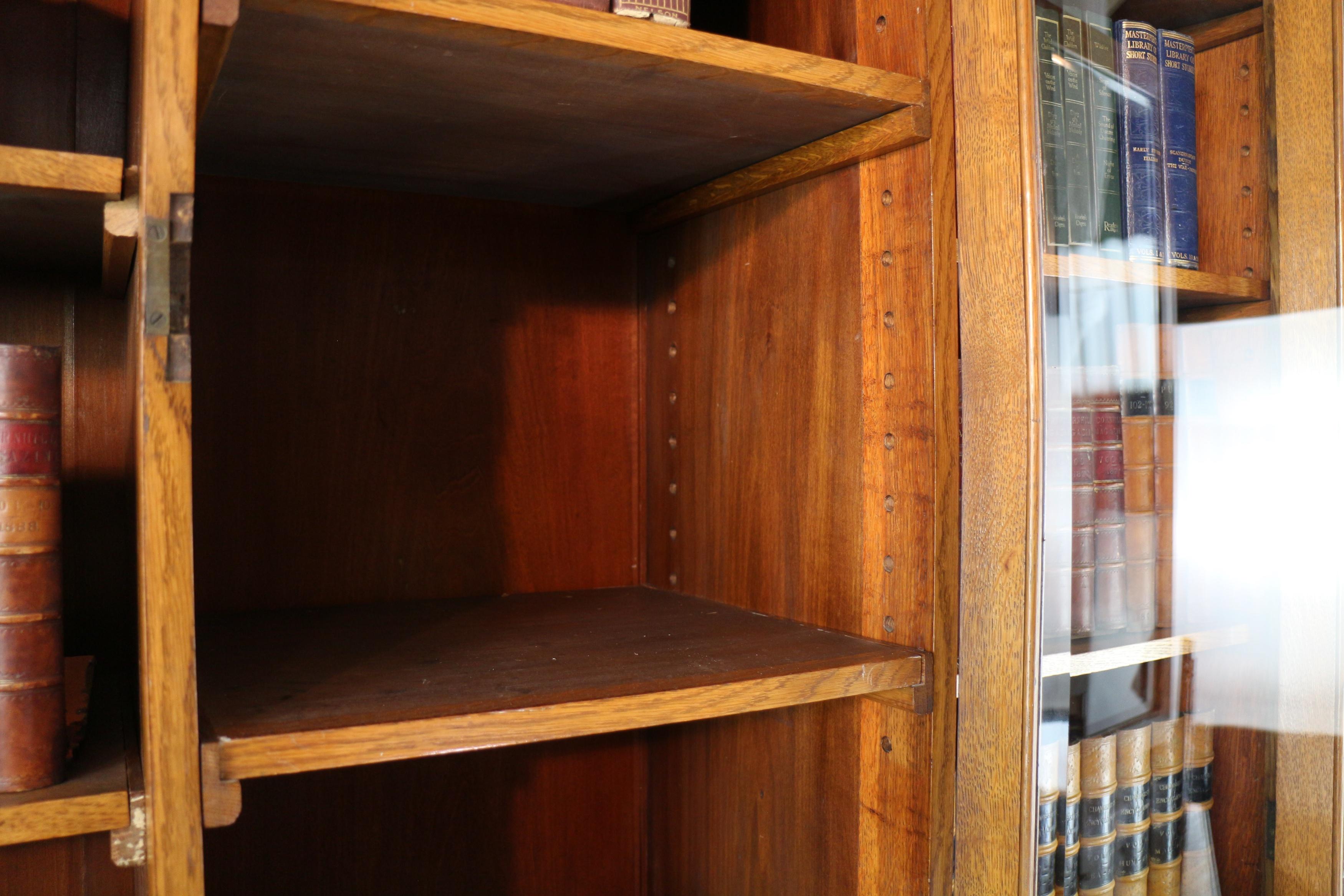 Antique English Victorian Art Nouveau Oak Breakfront Bookcase Display Cabinet For Sale 12