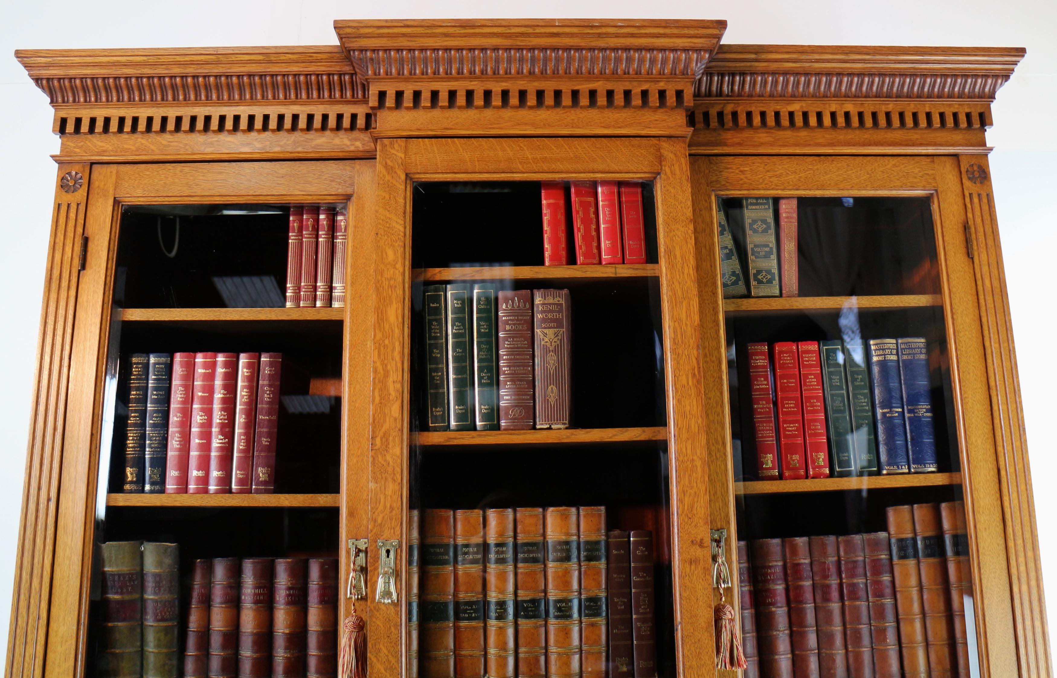 19th Century Antique English Victorian Art Nouveau Oak Breakfront Bookcase Display Cabinet For Sale