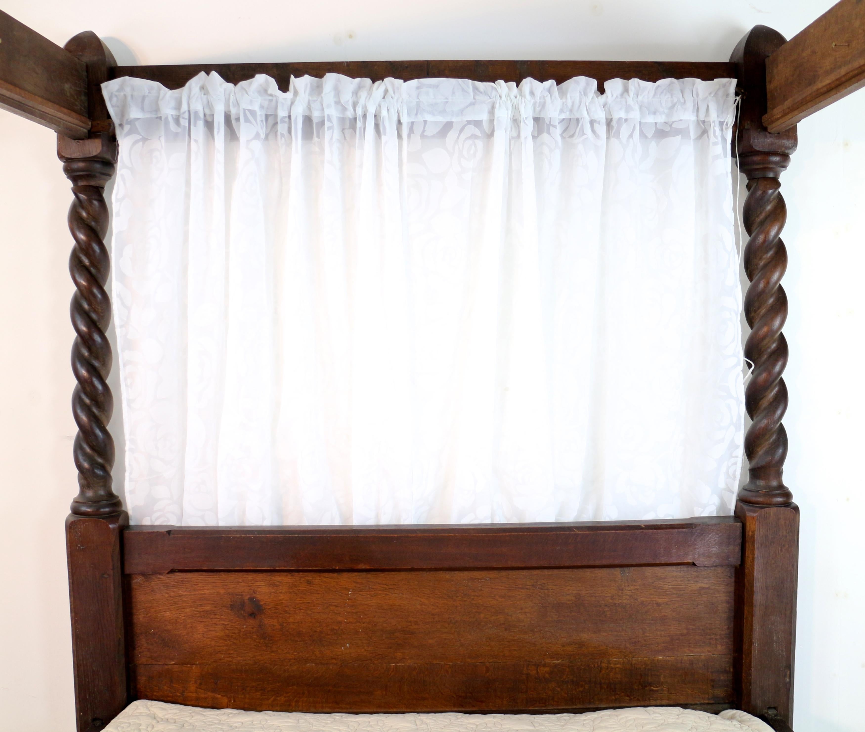 Antique English Victorian Arts & Crafts Oak Four Poster Bed 8