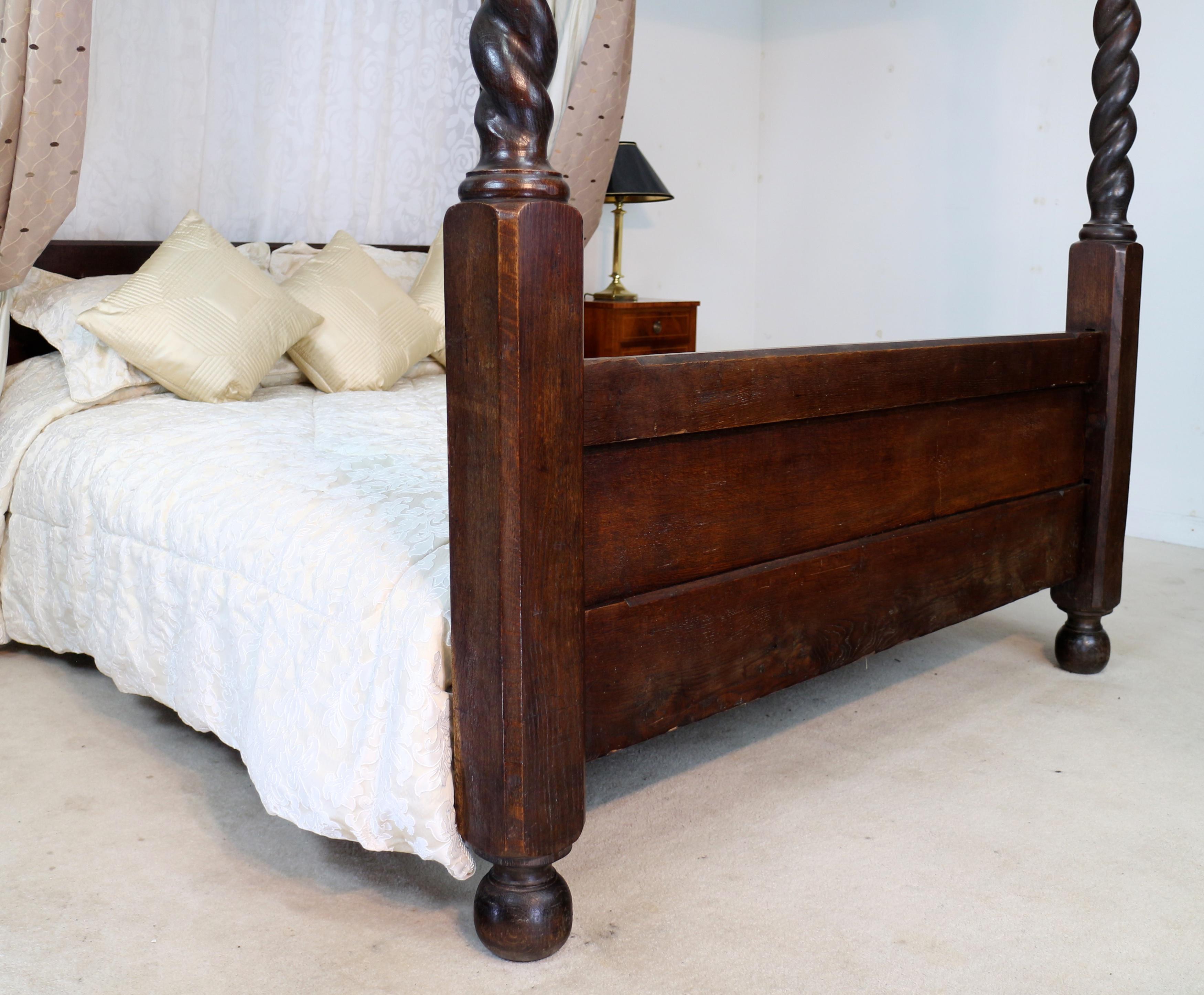 victorian poster bed
