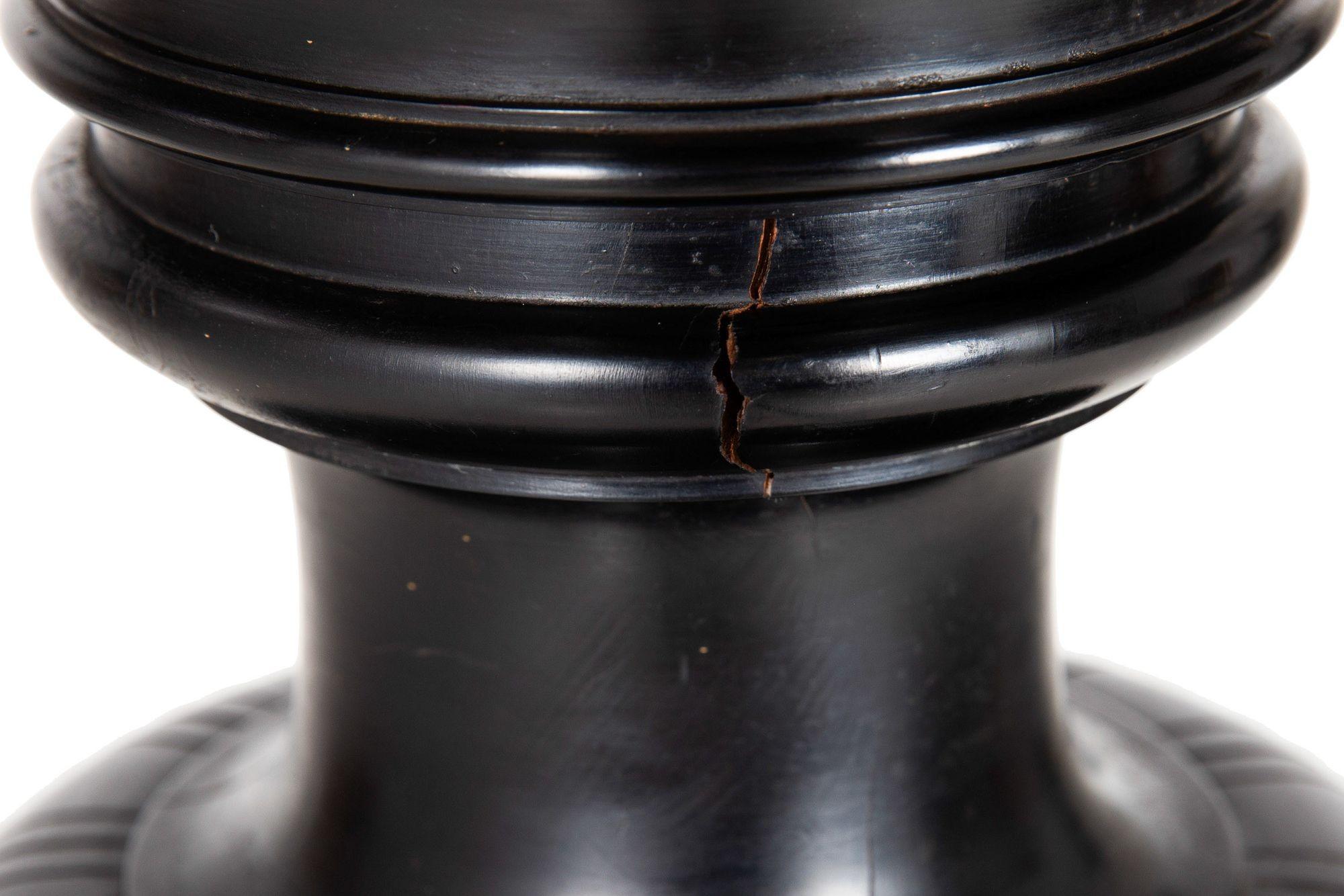 Antike englische viktorianische schwarz ebonisiert Pedestal um 1870 im Angebot 3