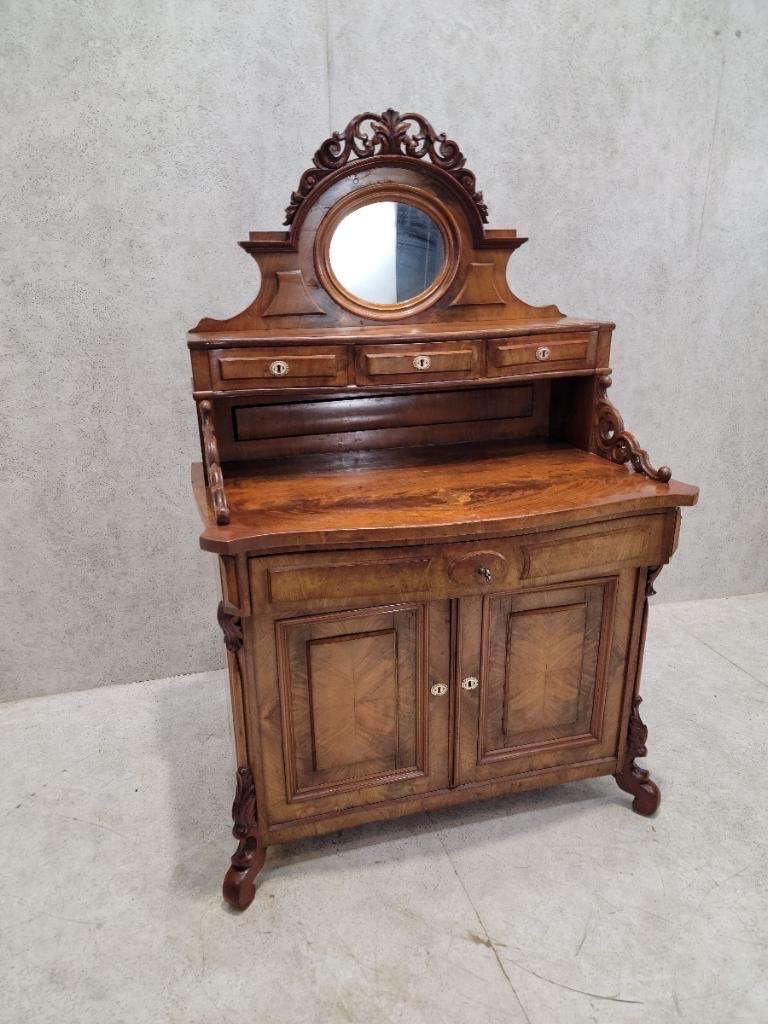 Antique English Victorian Bookmatched Mahogany Mirror Topped Chiffonier For Sale 4