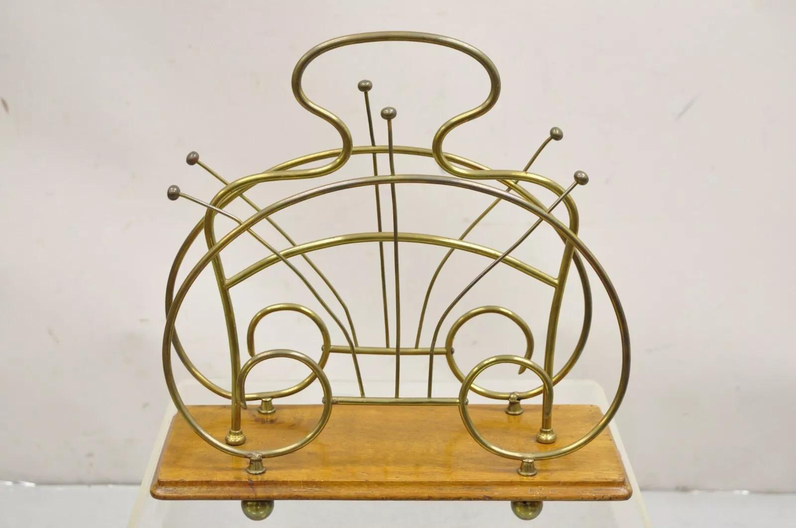 Ancien porte-revues victorien à volutes en laiton et en bois d'Oak Oak en vente 5