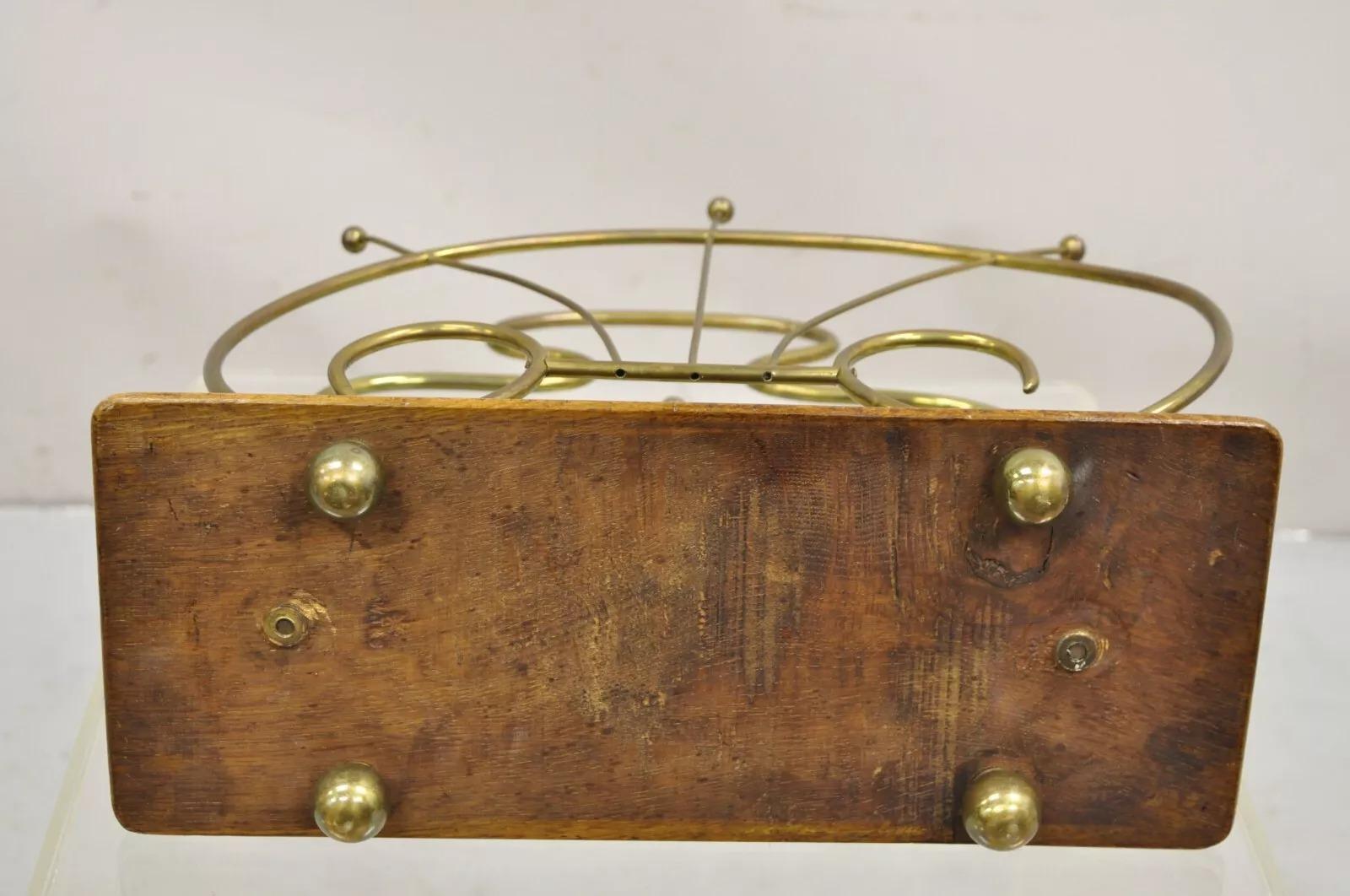 Ancien porte-revues victorien à volutes en laiton et en bois d'Oak Oak en vente 3