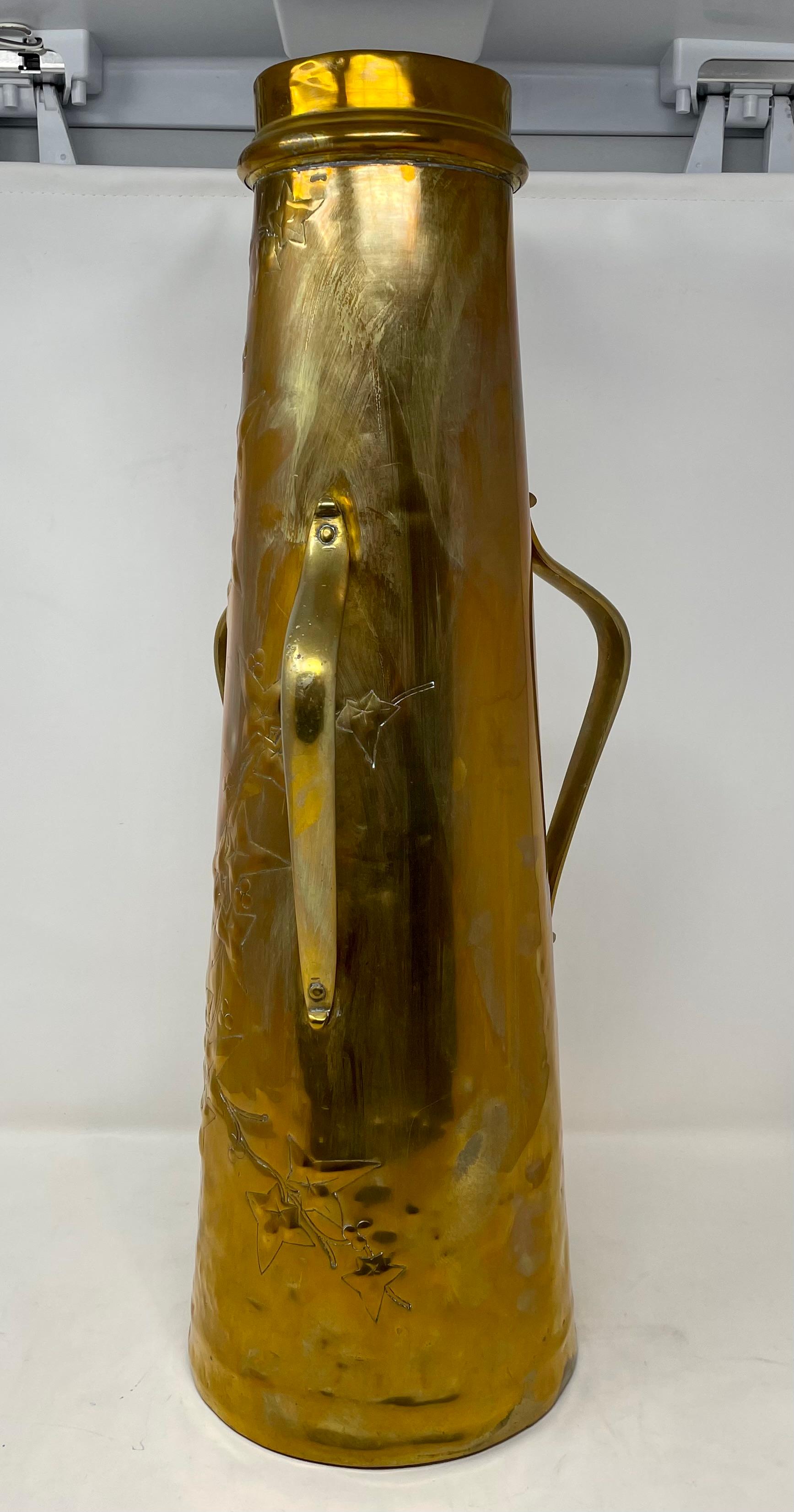Antique English Victorian brass water can, circa 1880.