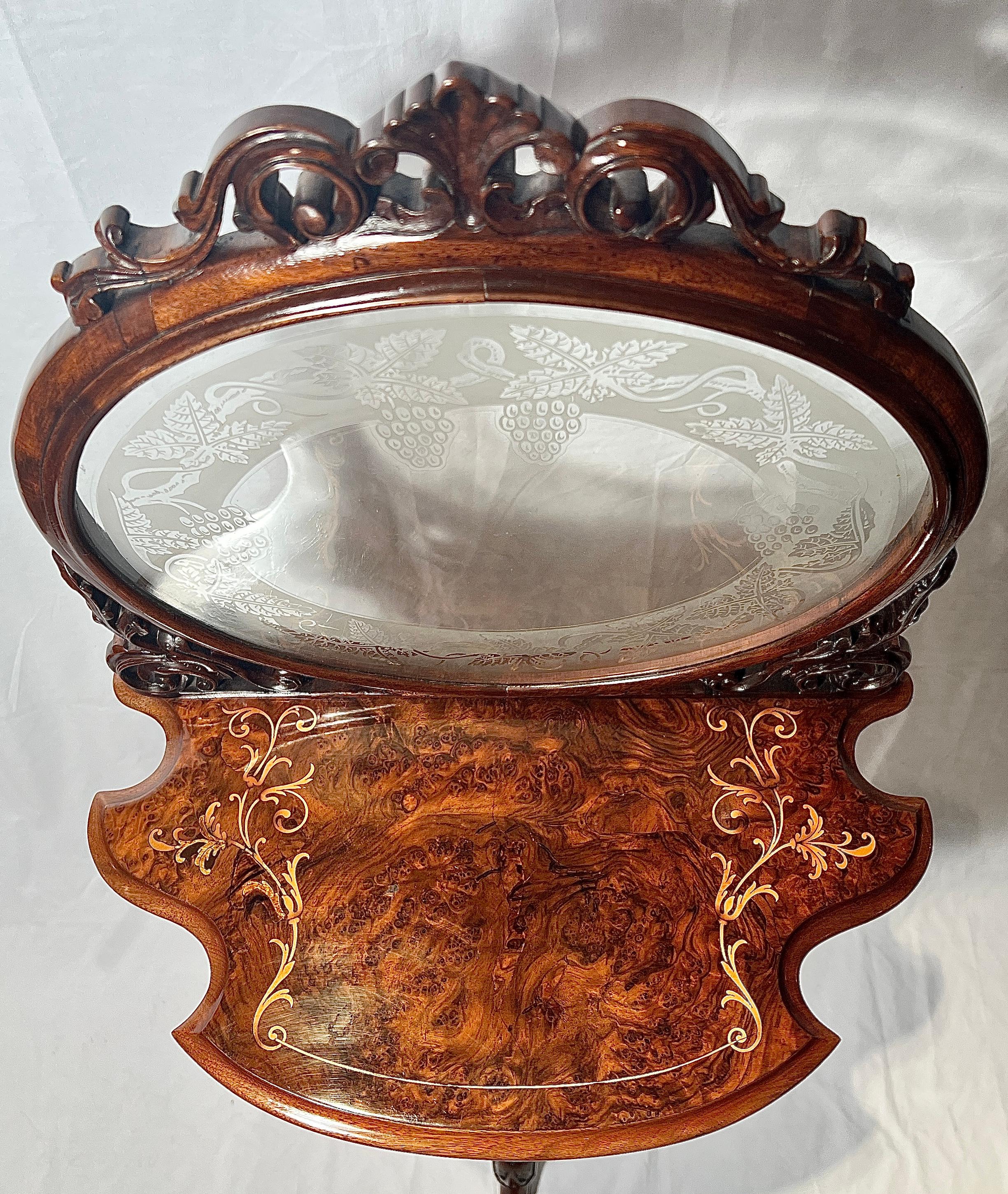 Late 19th Century Antique English Victorian Burl Walnut Firescreen Circa 1870 For Sale