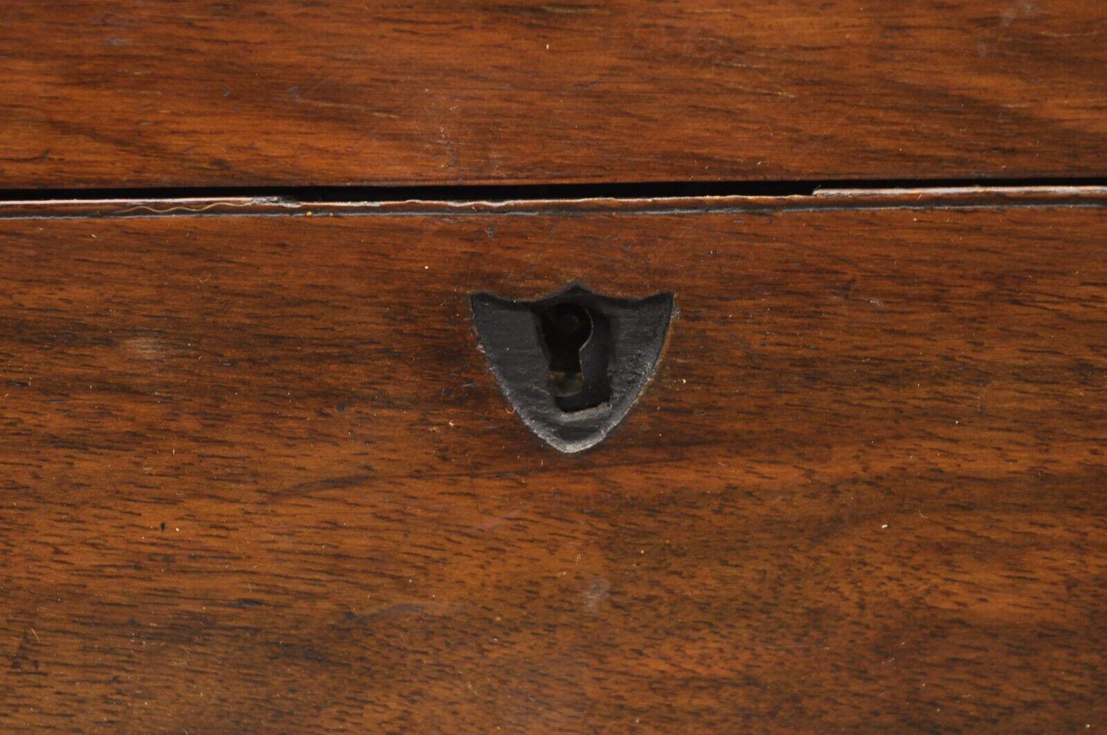 Antike englische viktorianische Nussbaum Wurzelholz kleine Lap Desk Box mit ausgestattetem Innenraum (Walnuss) im Angebot