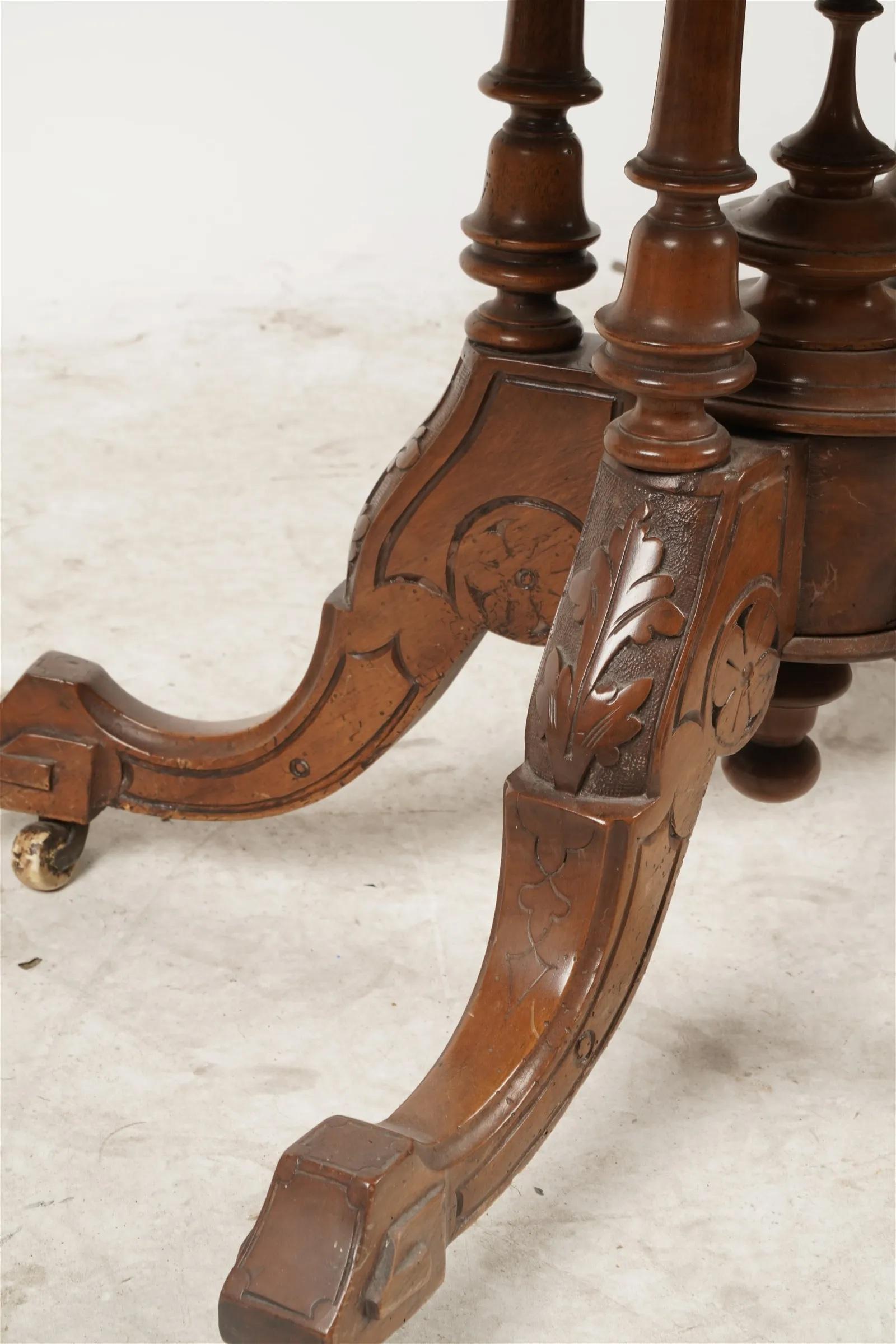Antique English Victorian Burl Walnut Tilt Top Center Table - Mid 19th Century For Sale 6