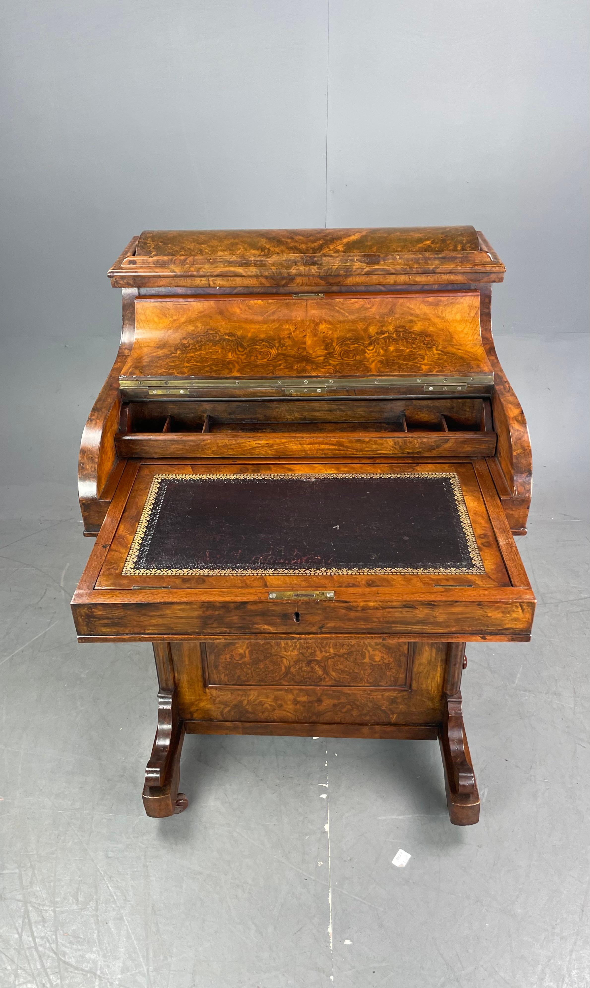 Antique English Victorian Burr Walnut Davenport Captains Desk  In Good Condition In Chelmsford, GB