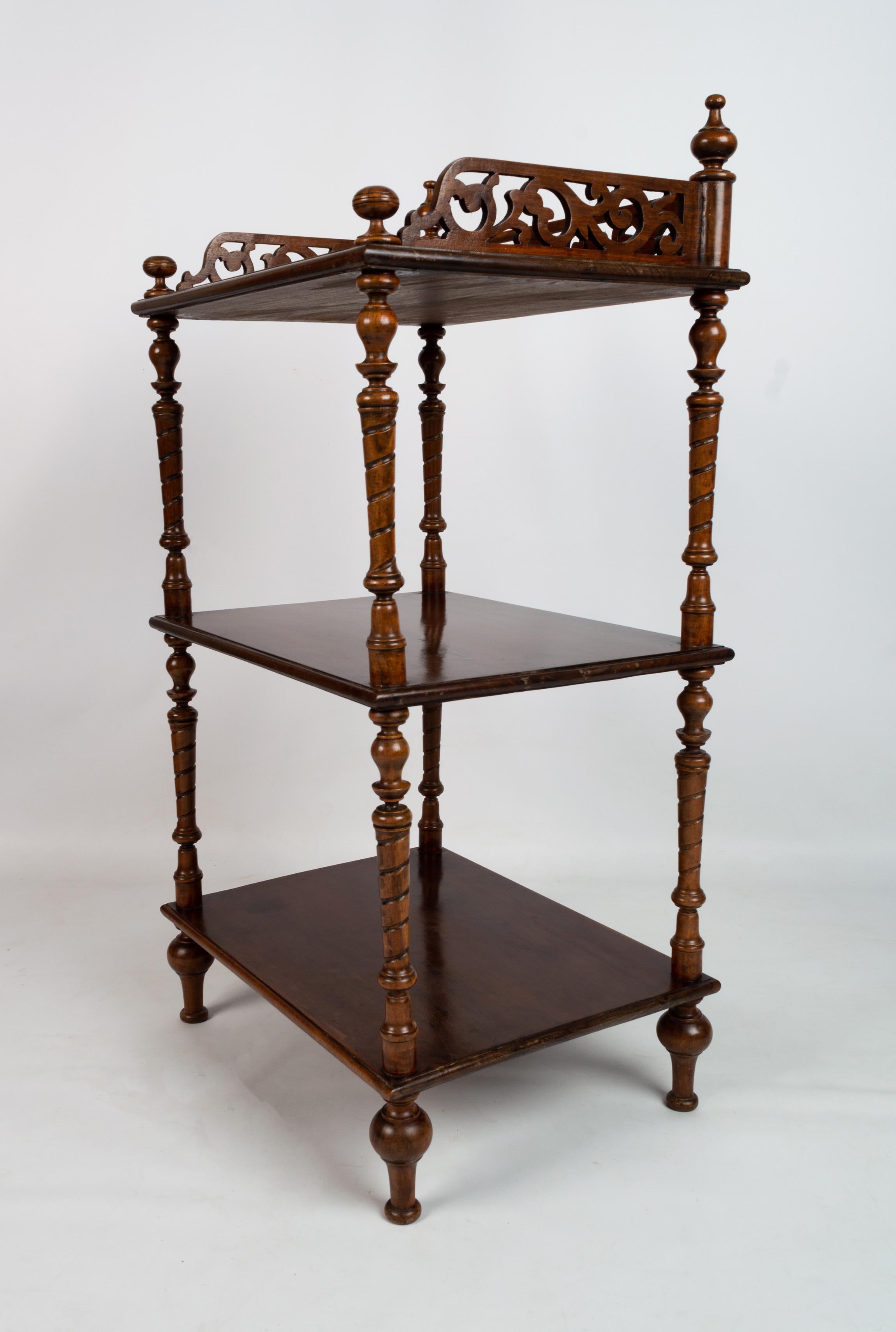 Antique English Victorian Carved Mahogany Whatnot Etagere Shelves C.1880 For Sale 1