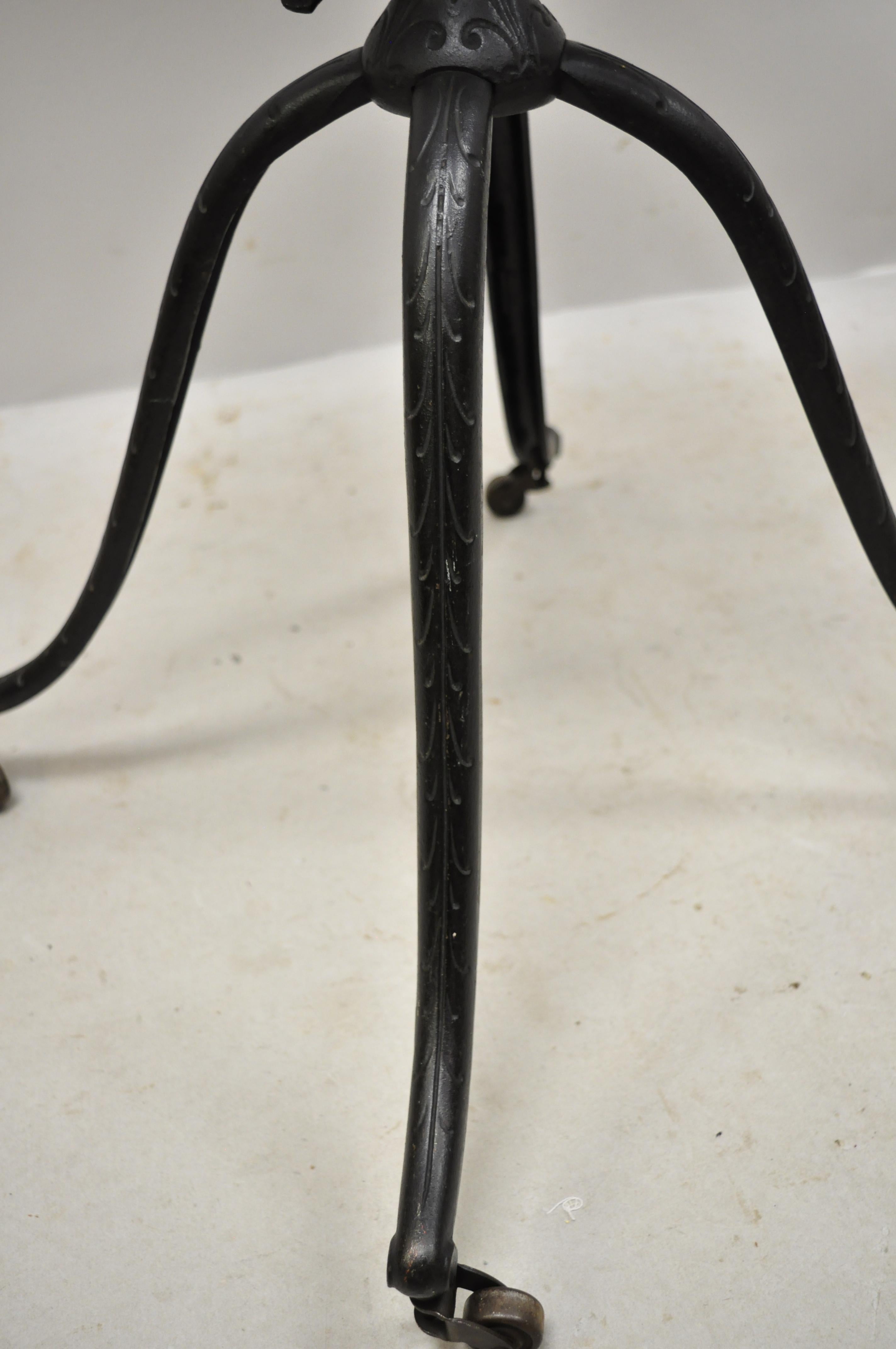 Antique English Victorian Cast Iron and Oakwood Book Stand Lectern Bible Holder In Good Condition In Philadelphia, PA