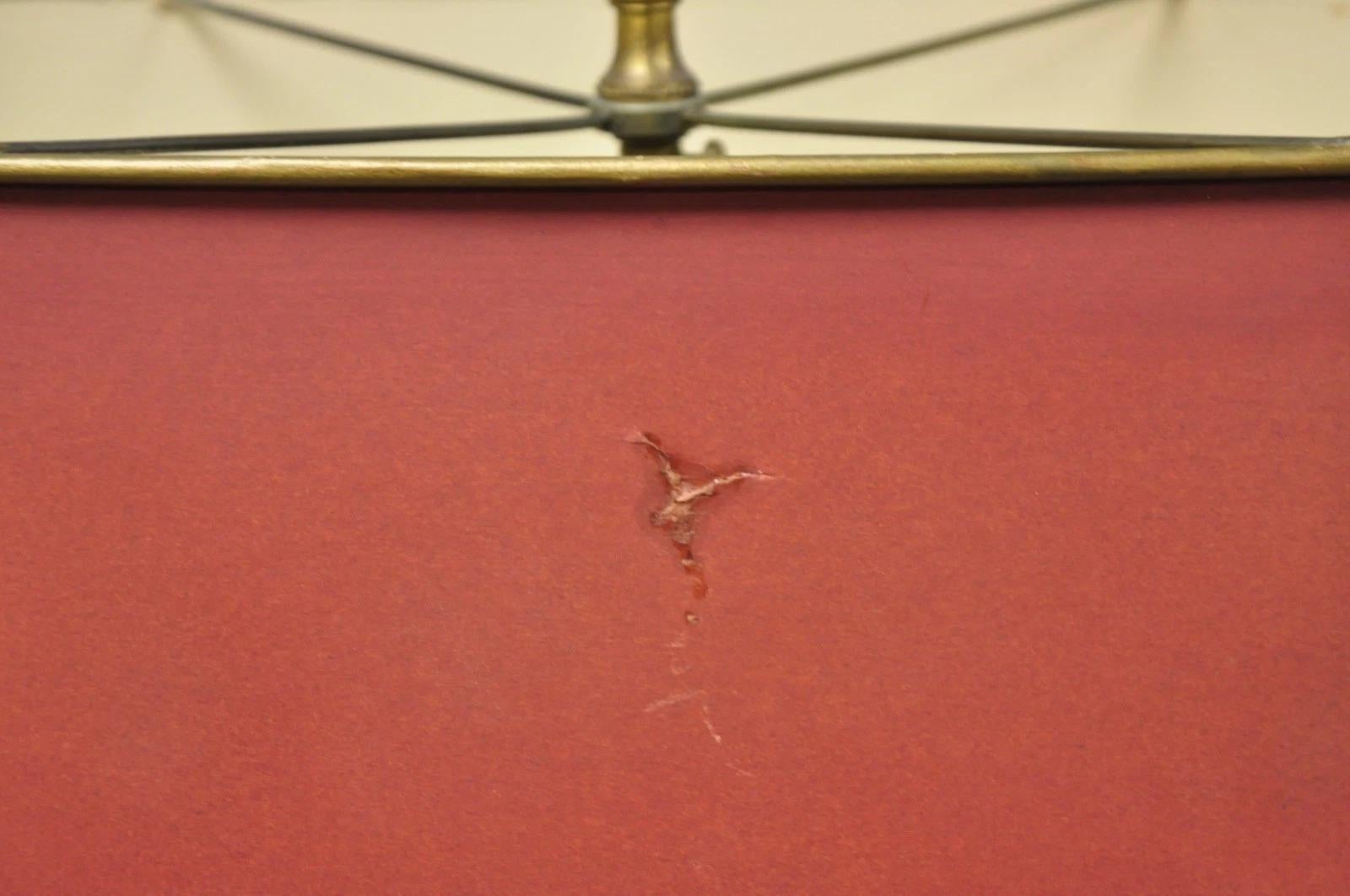 Ancien lutrin anglais victorien en fonte à pattes en noyer et laiton avec lampe en vente 3