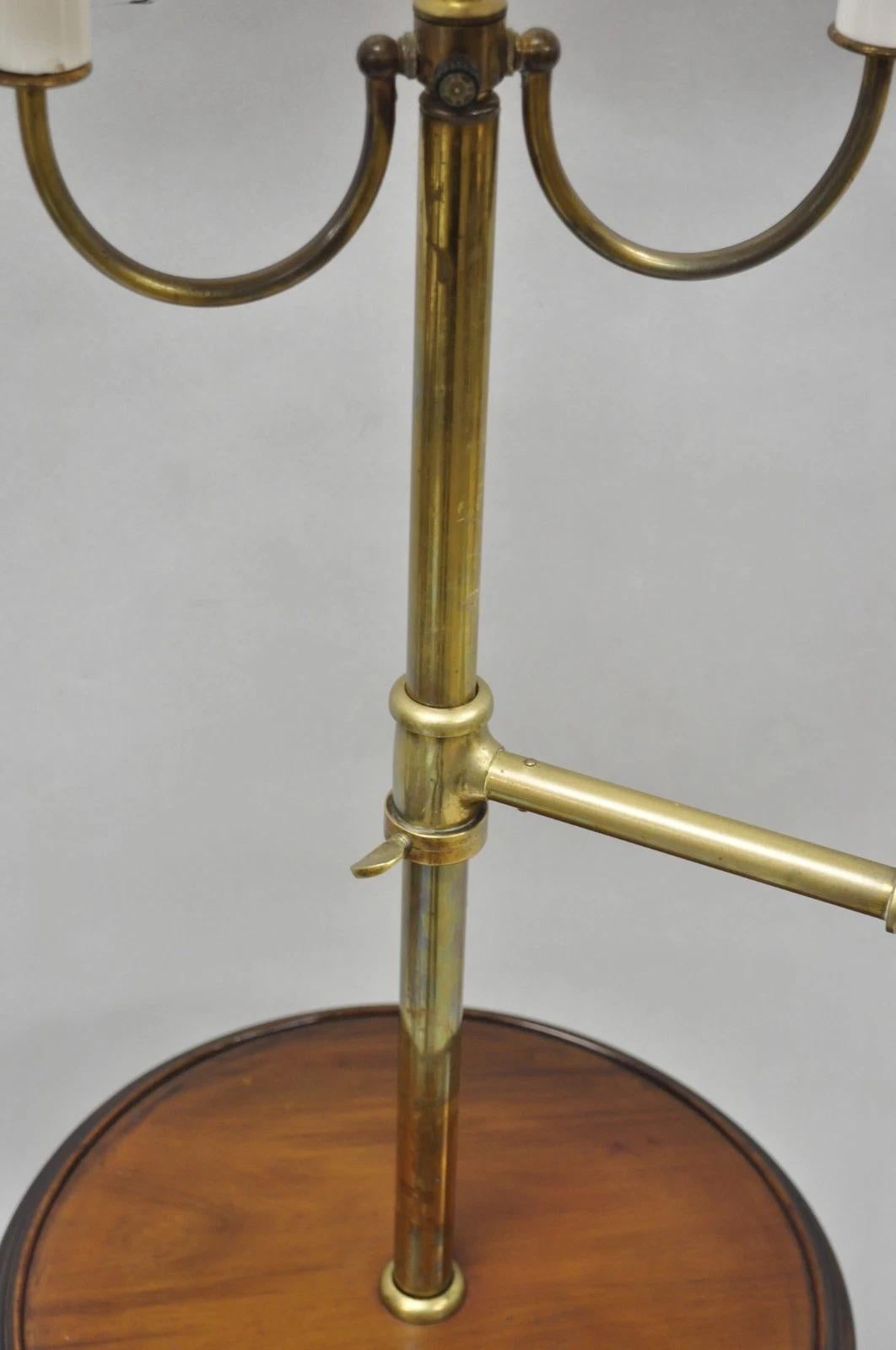 Ancien lutrin anglais victorien en fonte à pattes en noyer et laiton avec lampe en vente 6