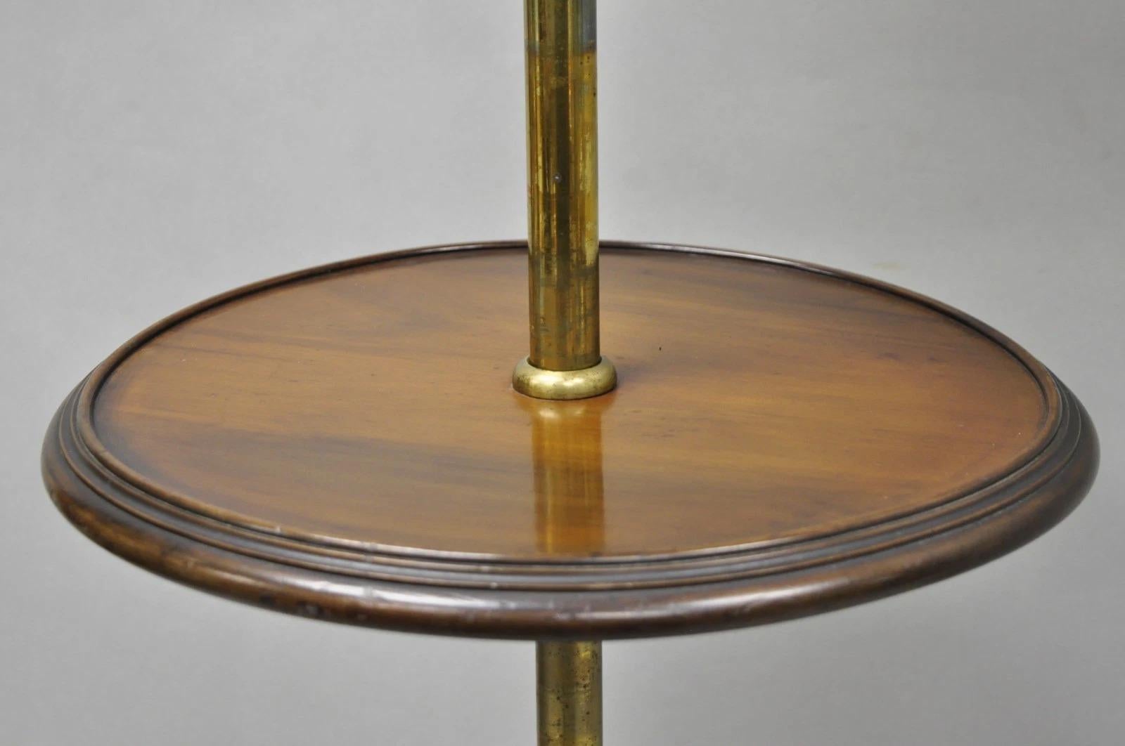 Ancien lutrin anglais victorien en fonte à pattes en noyer et laiton avec lampe en vente 7