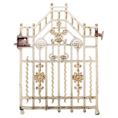 Antique English Victorian Cast Iron Side Gate