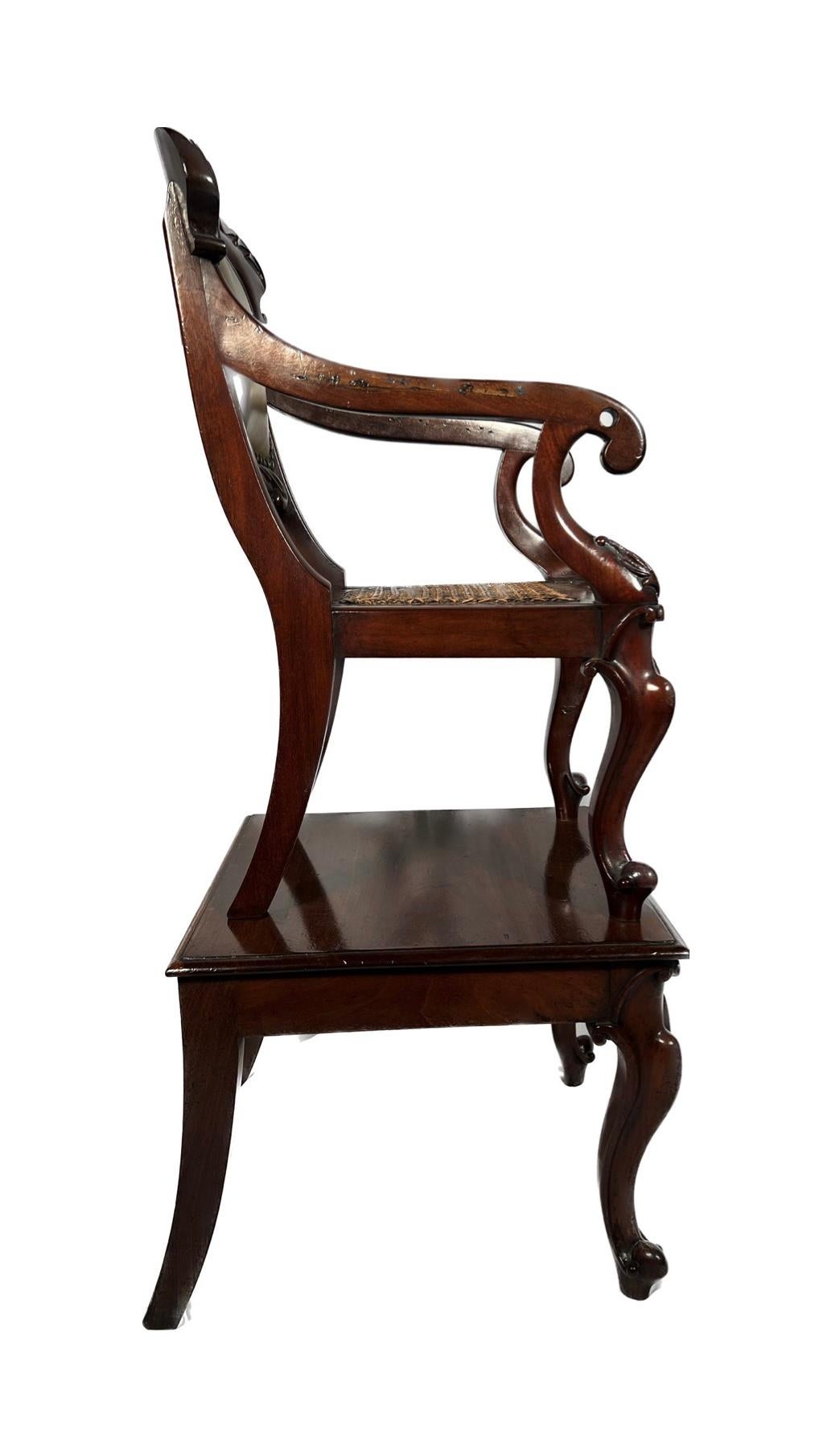 Antique English Victorian Child's Chair circa 1860 In Good Condition For Sale In New Orleans, LA