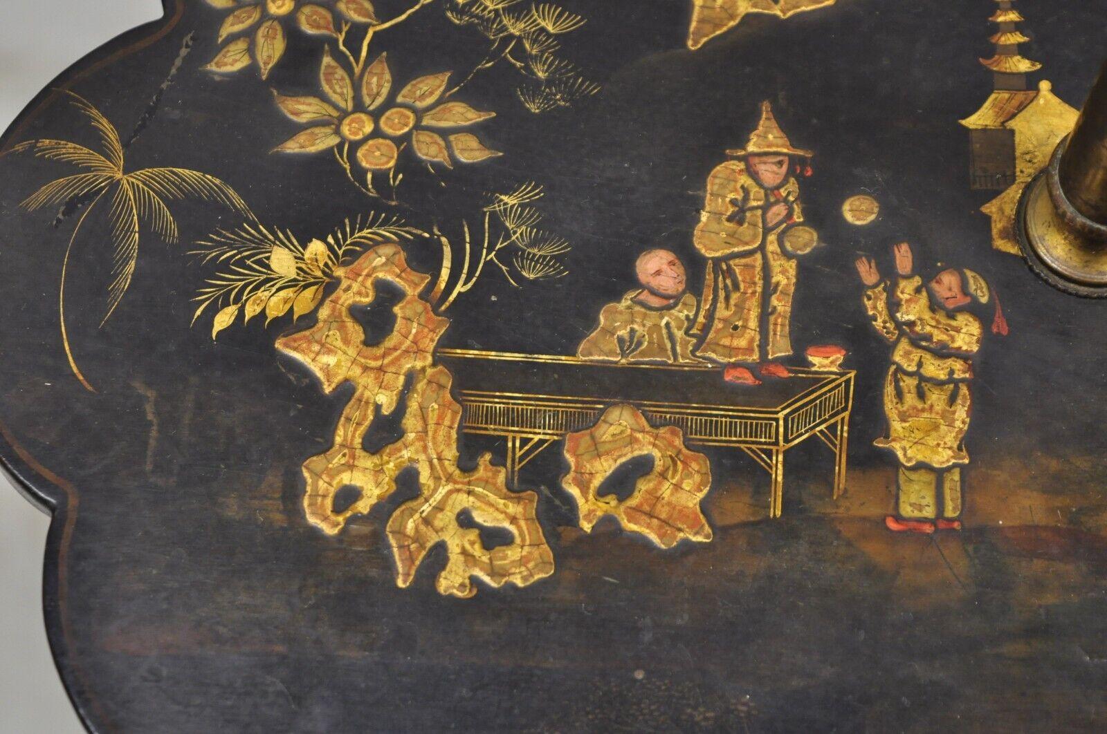 Antigua Lámpara de Pie Inglesa Victoriana Chinoiserie Lacada con Mesa Festoneada en venta 1