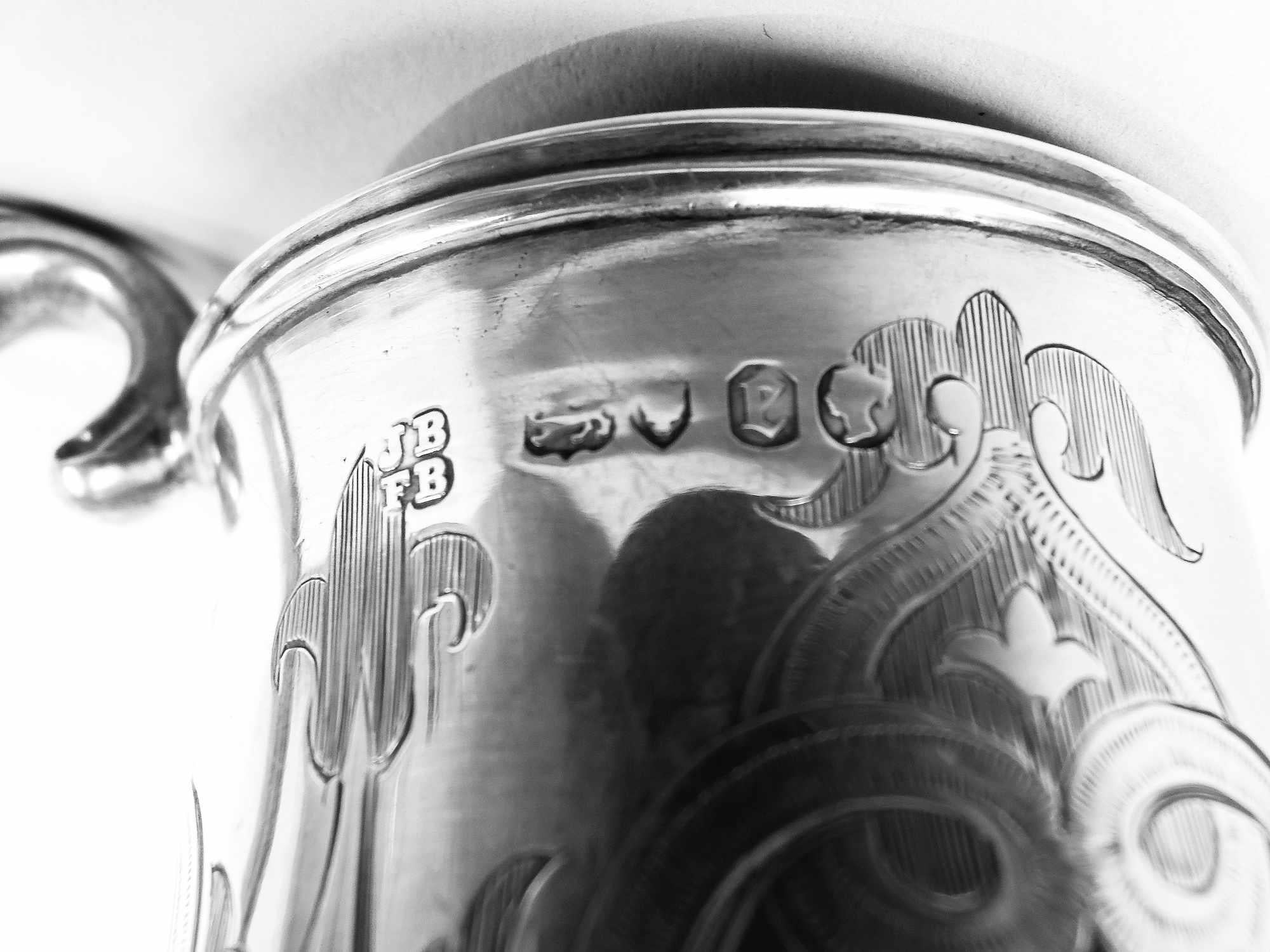 Antique English Victorian Classical Sterling Silver Baby Cup, 1860 For Sale 5