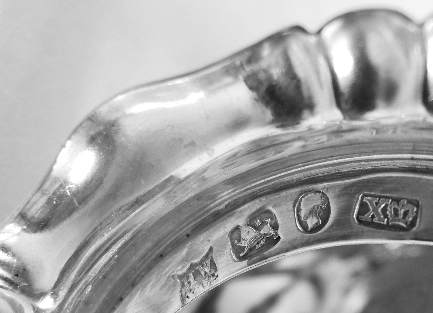 Antiguo tarro inglés victoriano clásico de plata de ley para mostaza, 1842 en venta 5