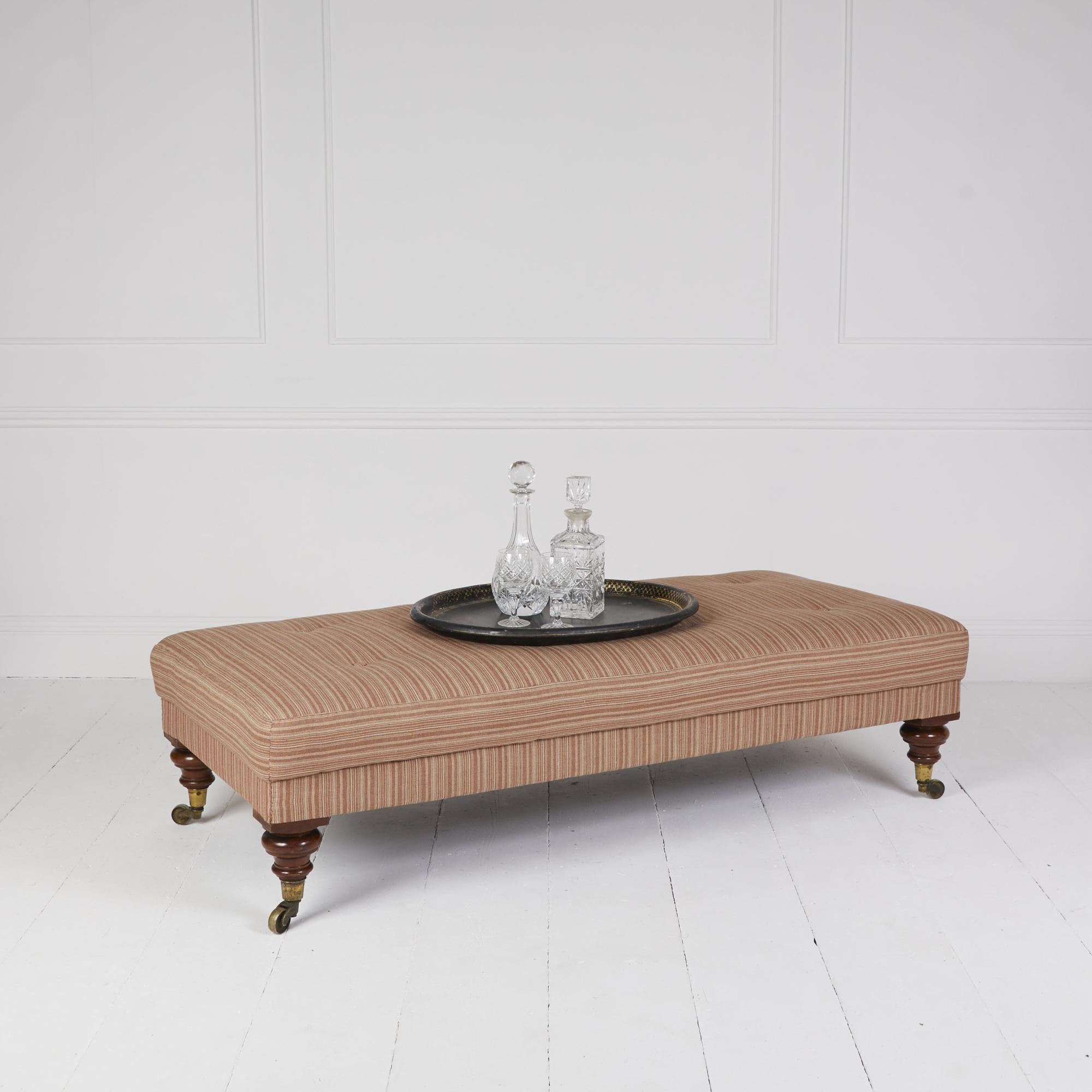 XIXe siècle Tabouret ancien anglais victorien daybed ottoman en vente
