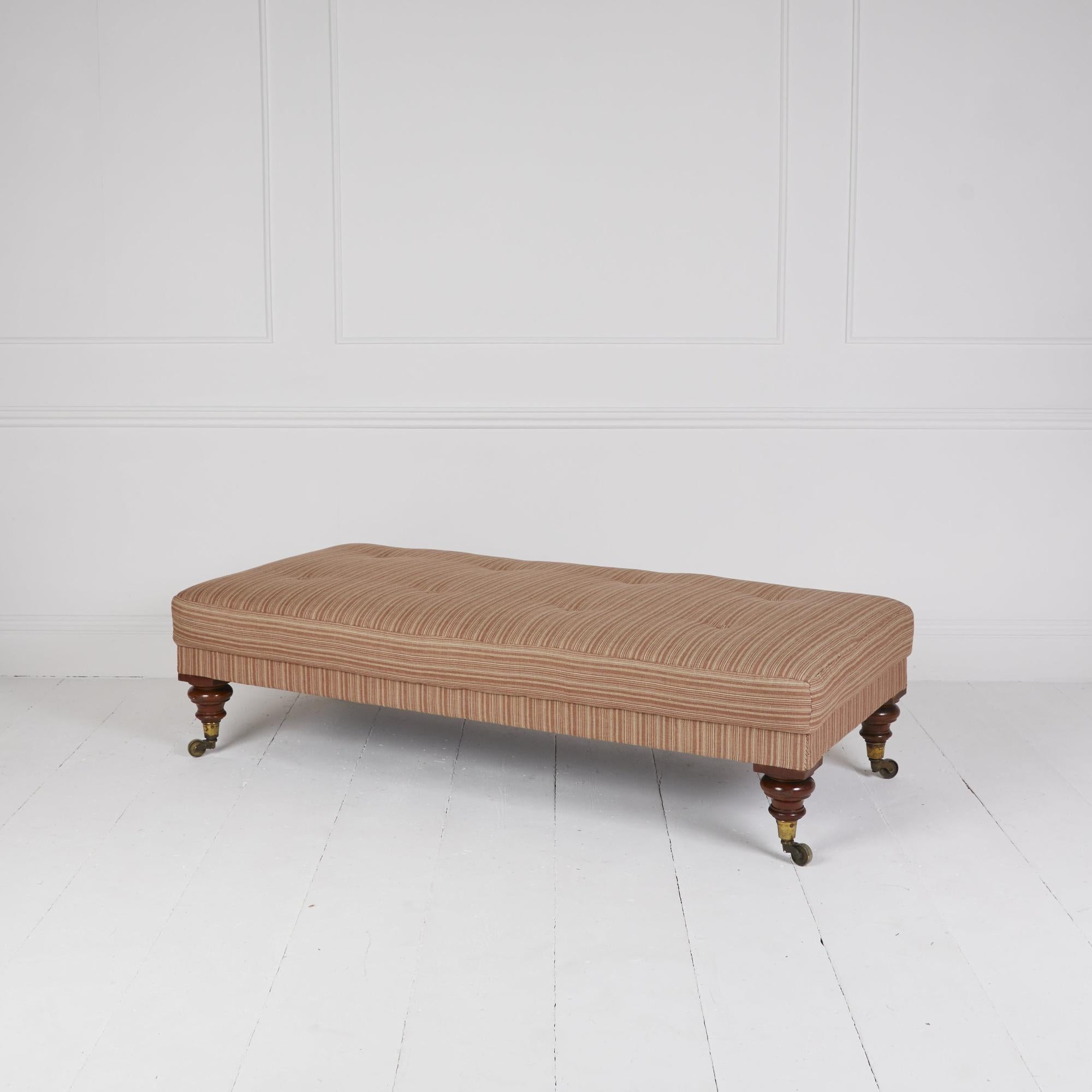 Tabouret ancien anglais victorien daybed ottoman en vente 3