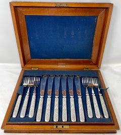 Antique English Victorian Elkington & Co. Sheffield Silver Fish Service in Case