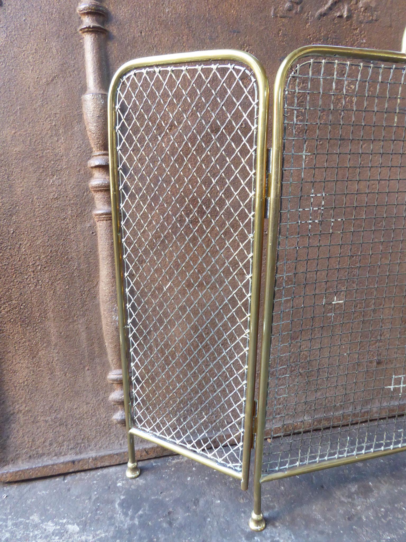 Brass Antique English Victorian Fireplace Screen or Fire Screen, 19th Century