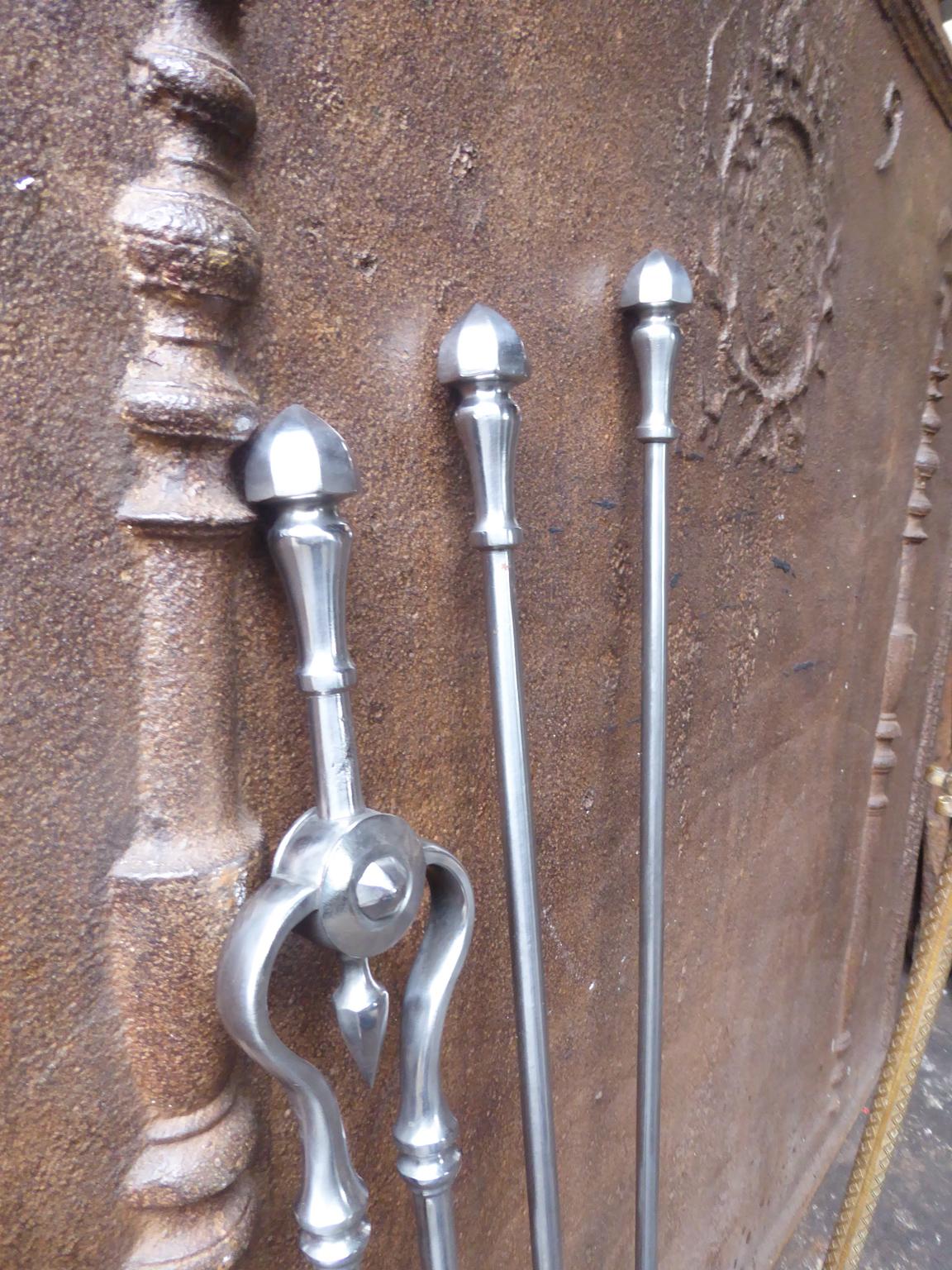 Antique English Victorian Fireplace Tools or Fire Tools, 19th Century For Sale 9