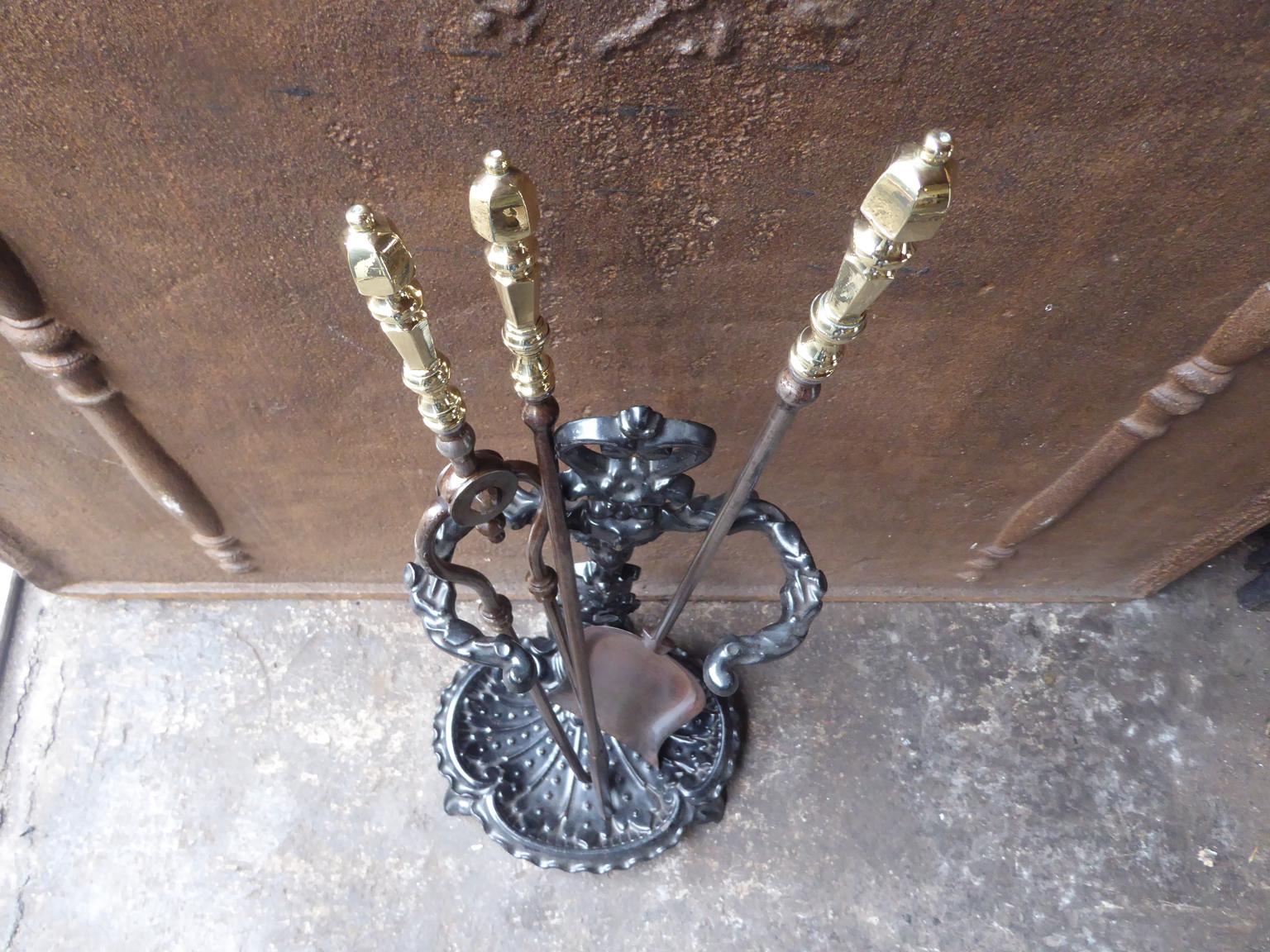 Cast Antique English Victorian Fireplace Tools or Fire Tools, 19th Century