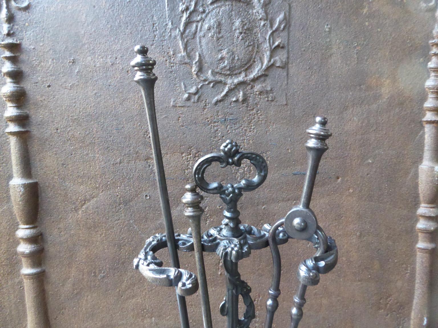 Cast Antique English Victorian Fireplace Tools or Fire Tools, 19th Century