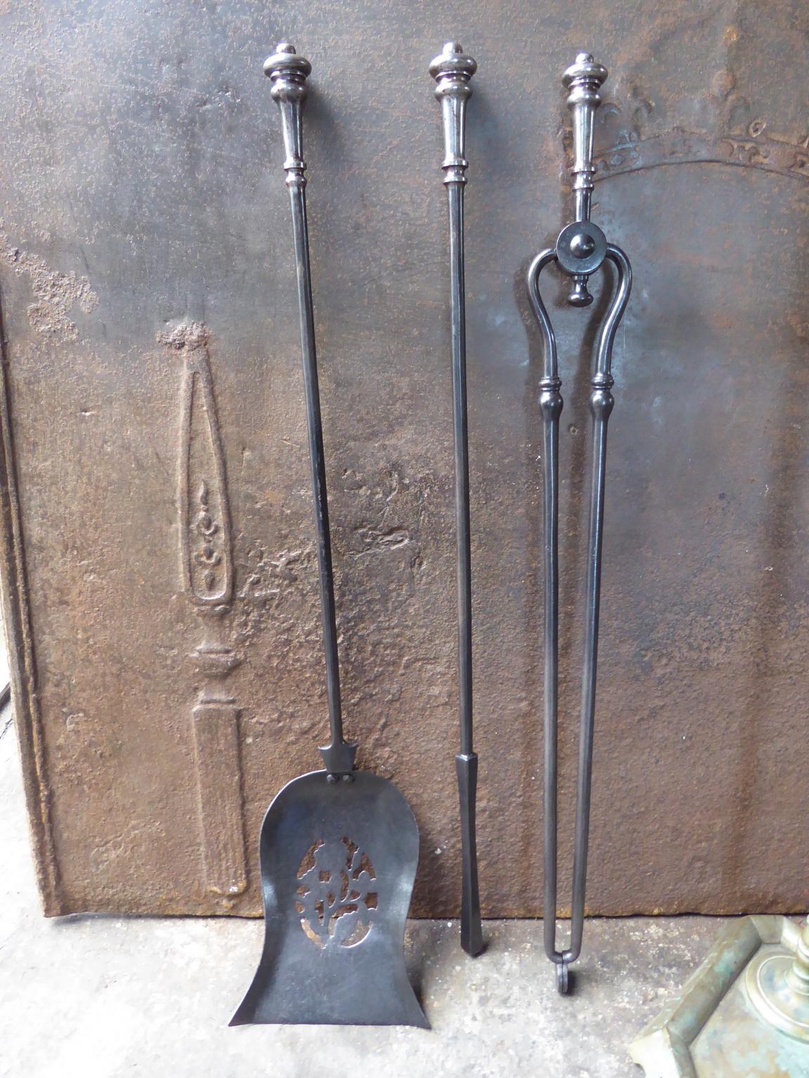 Antique English Victorian Fireplace Tools or Fire Tools, 19th Century For Sale 2