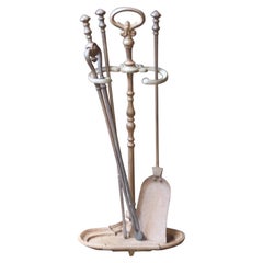 Antike englische viktorianische Kaminwerkzeuge oder Feuerwerkzeuge, 19. Jahrhundert