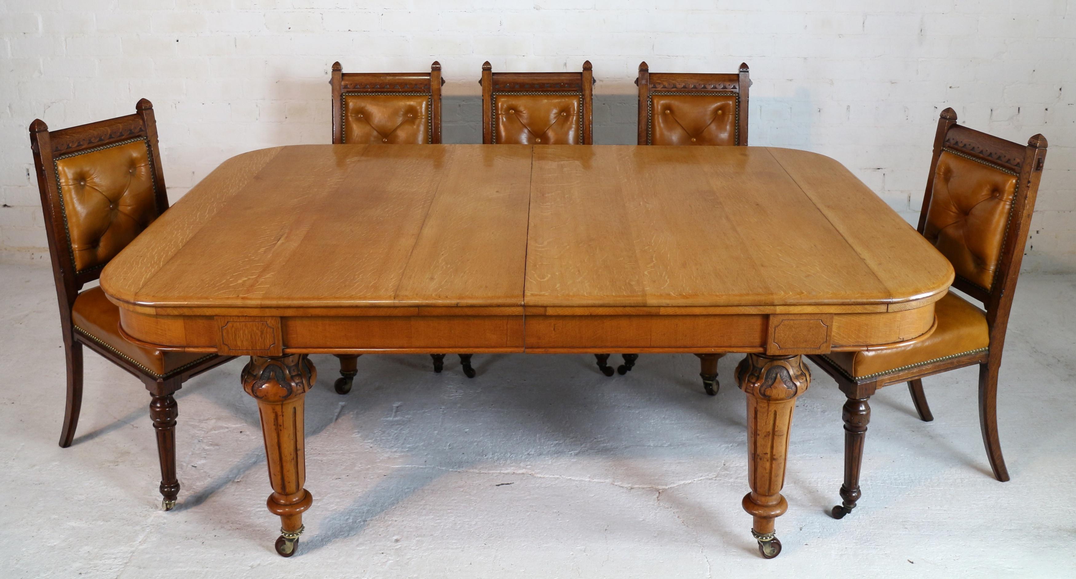 Antique English Victorian Golden Oak Extending Dining Table and Two Leaves 8