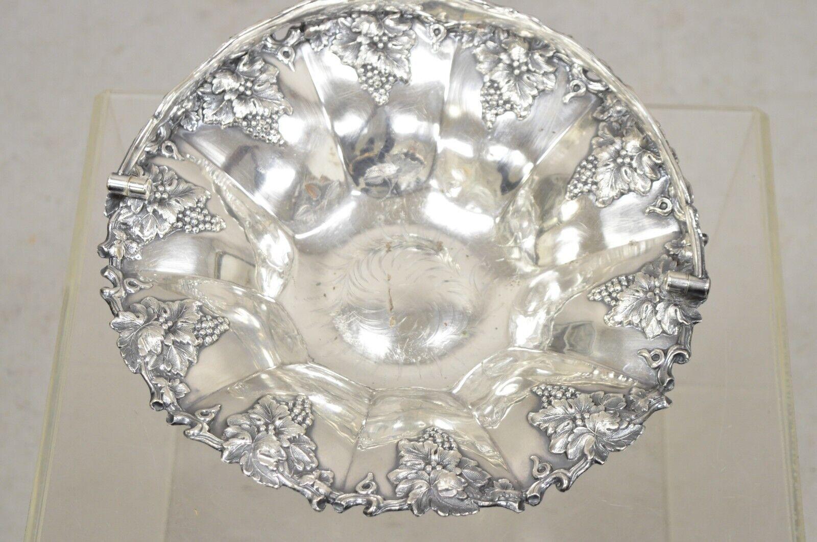 Antique English Victorian Grapevine Cluster Silver Plated Fruit Bowl Basket In Good Condition For Sale In Philadelphia, PA