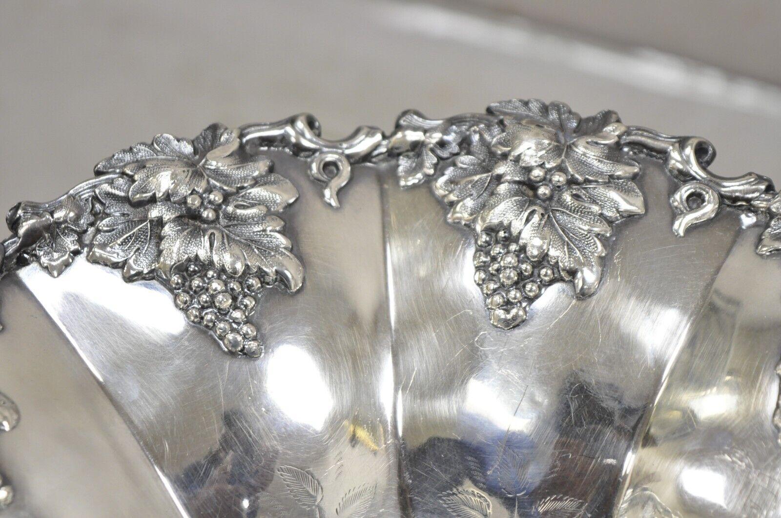 20th Century Antique English Victorian Grapevine Cluster Silver Plated Fruit Bowl Basket For Sale