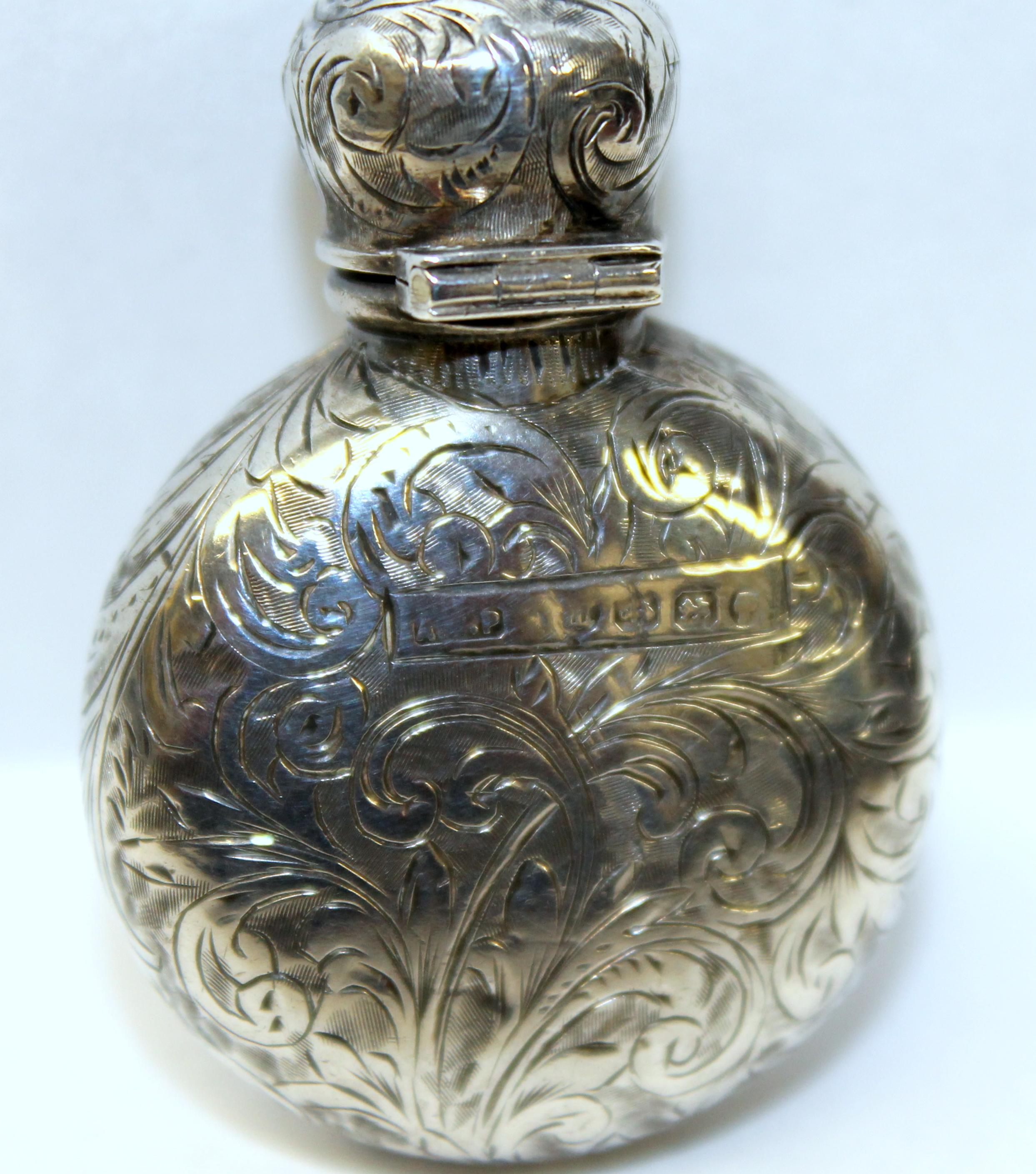 19th Century Antique English Victorian Hallmarked Sterling Silver Scent/Perfume Bottle